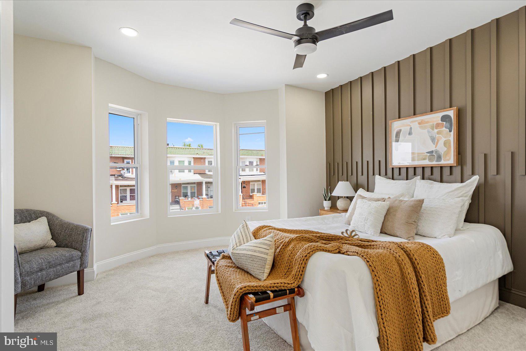 EVERGREEN LAWN - Residential