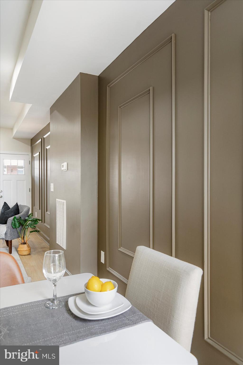 EVERGREEN LAWN - Residential