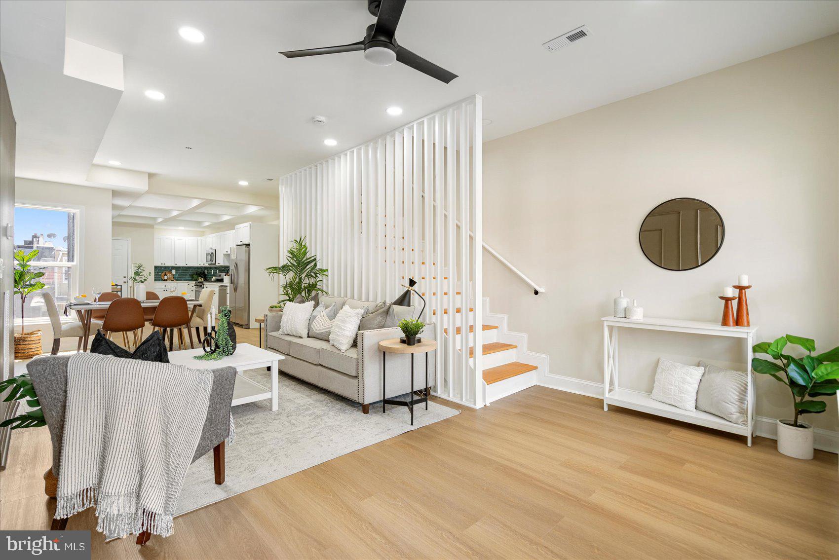 EVERGREEN LAWN - Residential