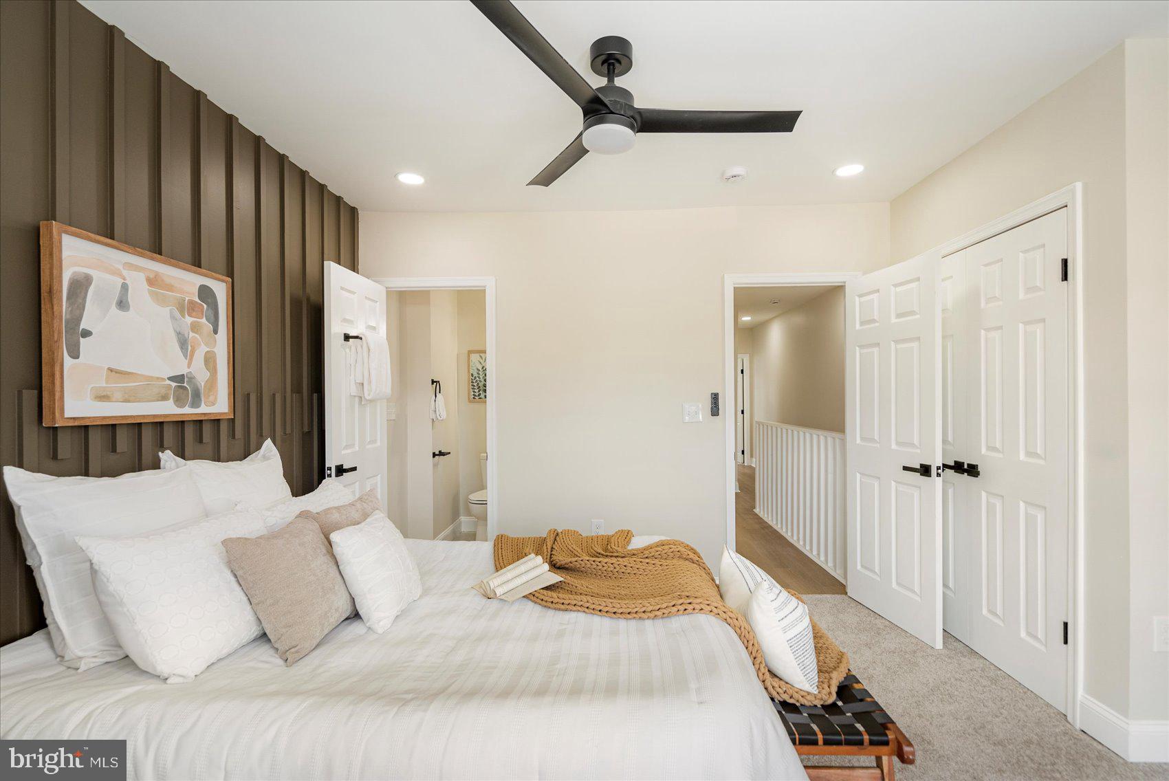 EVERGREEN LAWN - Residential