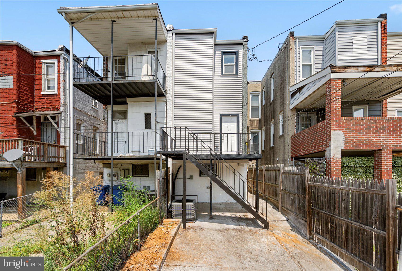 EVERGREEN LAWN - Residential