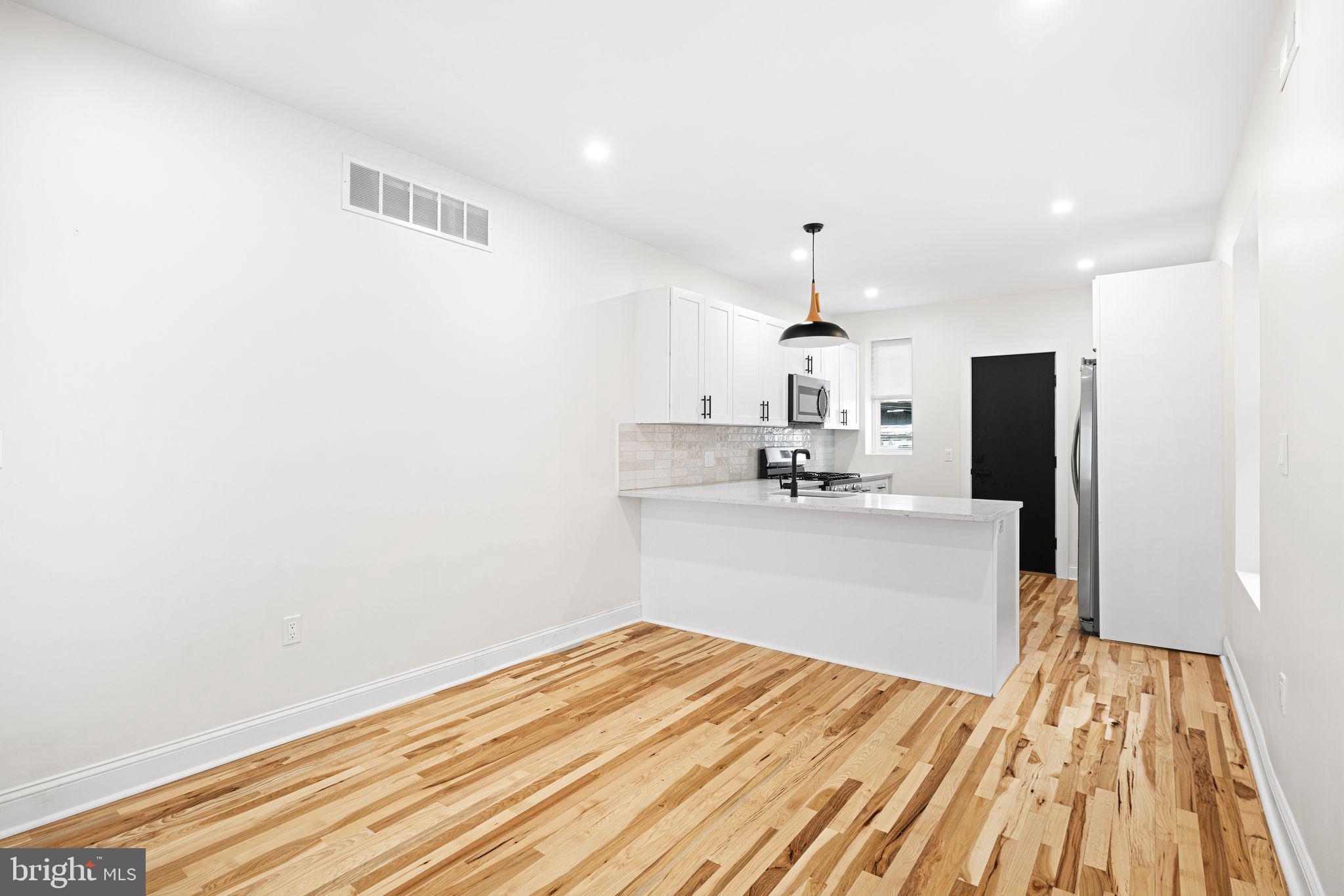 PHILADELPHIA (WEST) - Residential Lease