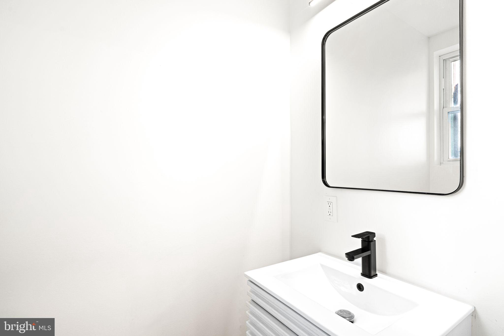 PHILADELPHIA (WEST) - Residential Lease