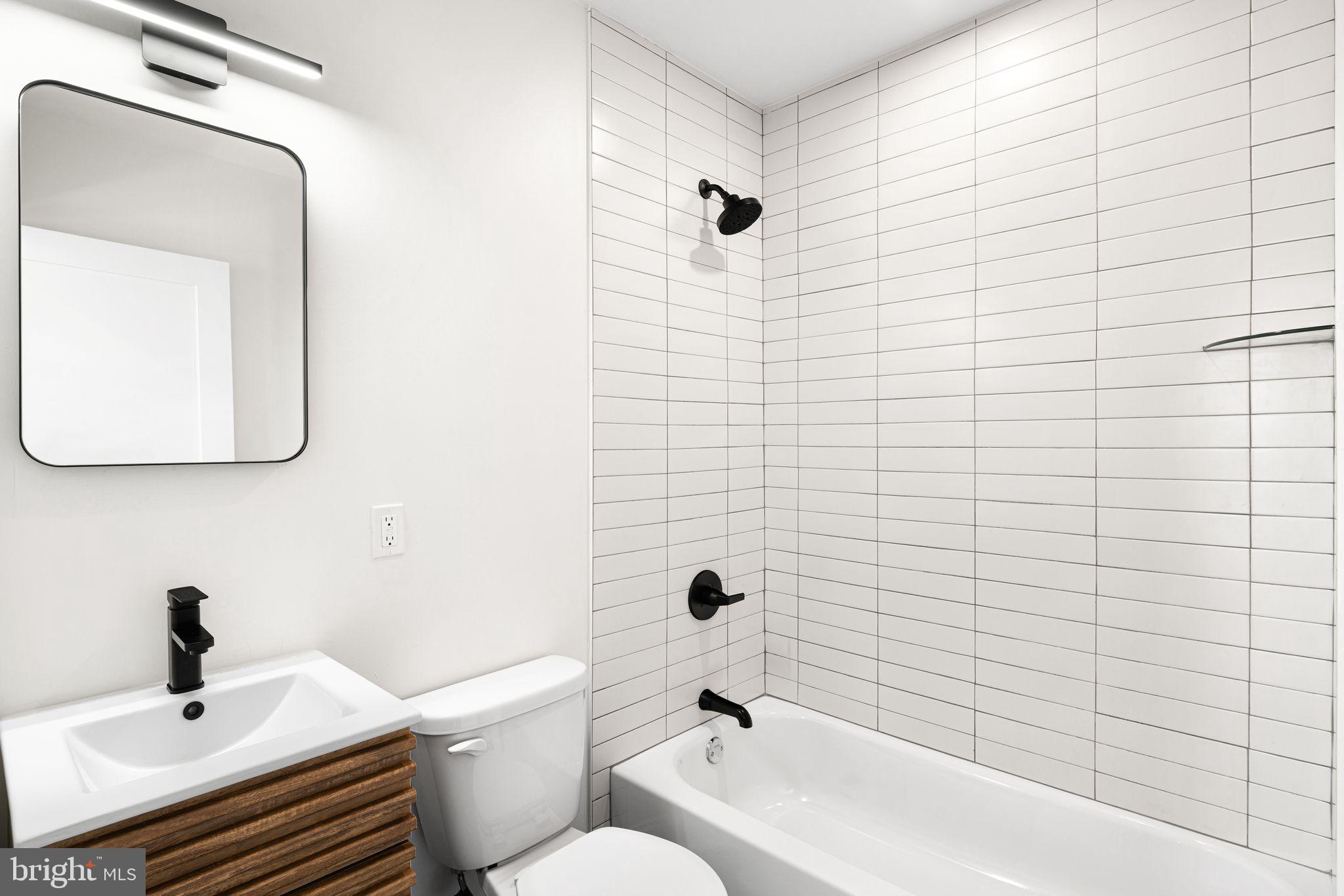 PHILADELPHIA (WEST) - Residential Lease