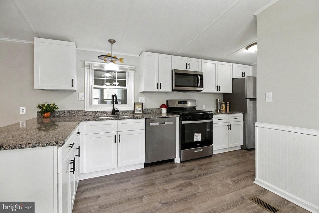 Photo of 10 Cherry Ln, CARLISLE, PA 17015 (MLS # PACB2049358)