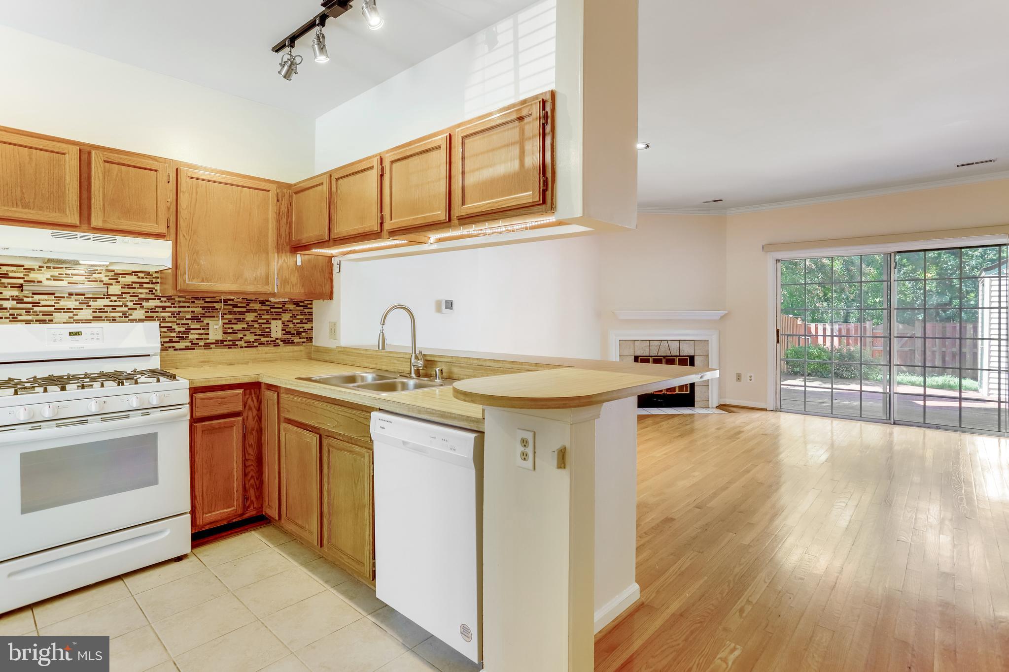 WOODSTONE - Residential Lease