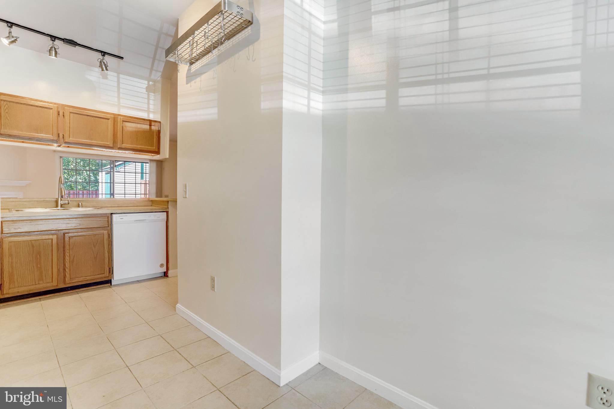 WOODSTONE - Residential Lease