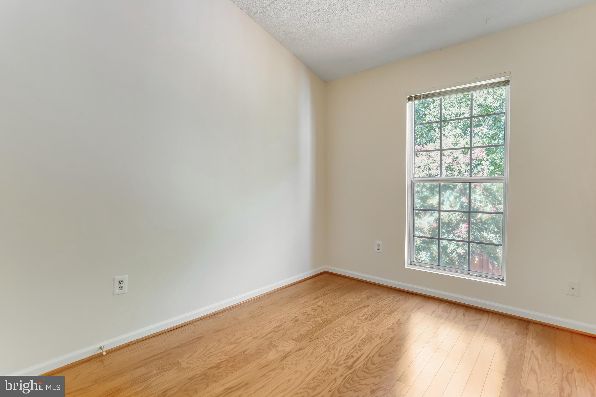 WOODSTONE - Residential Lease