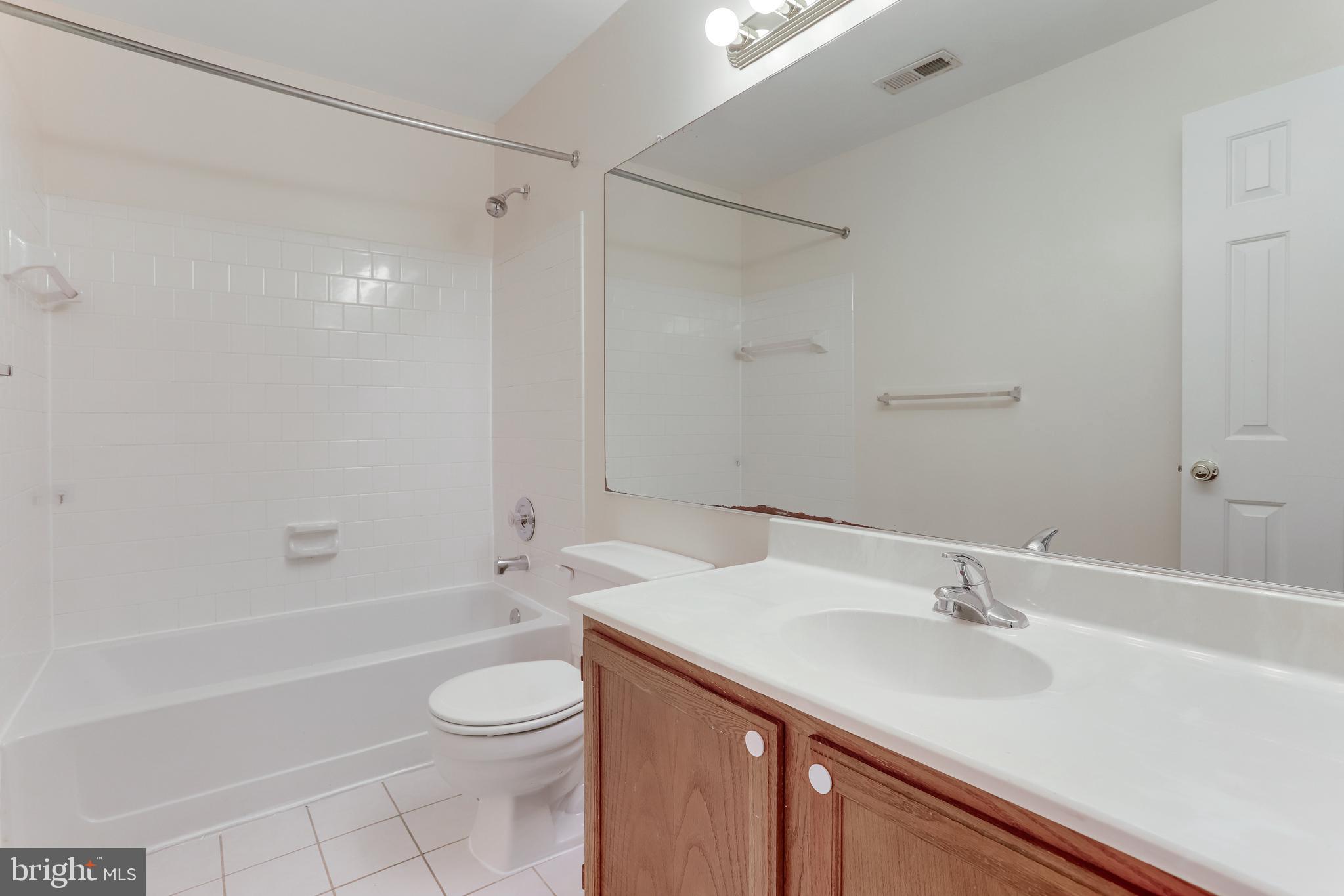 WOODSTONE - Residential Lease