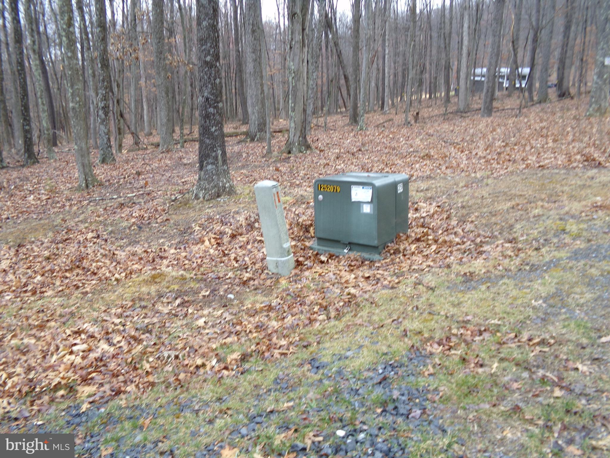 QUAKER LAKE SUBDIVISION - Land