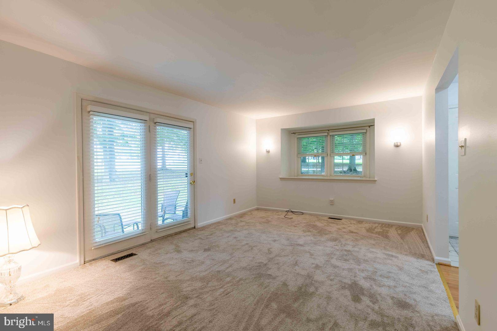 SPRINGHILL FARM - Residential Lease