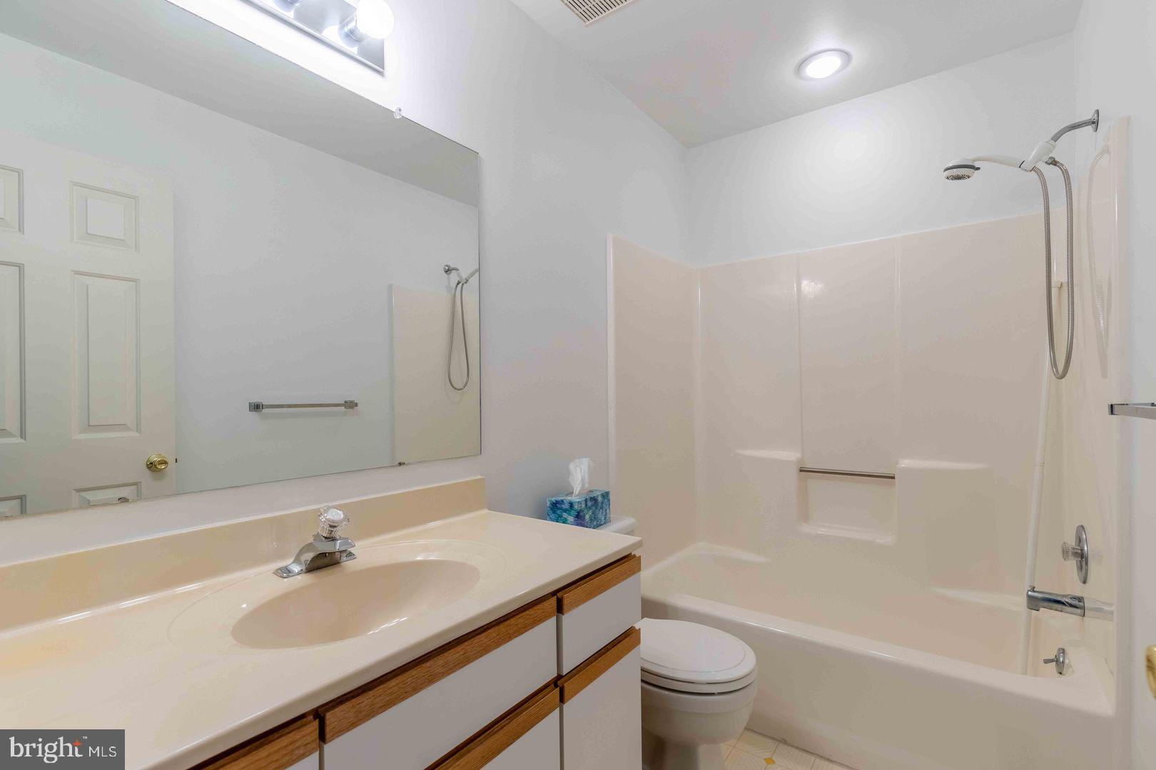 SPRINGHILL FARM - Residential Lease