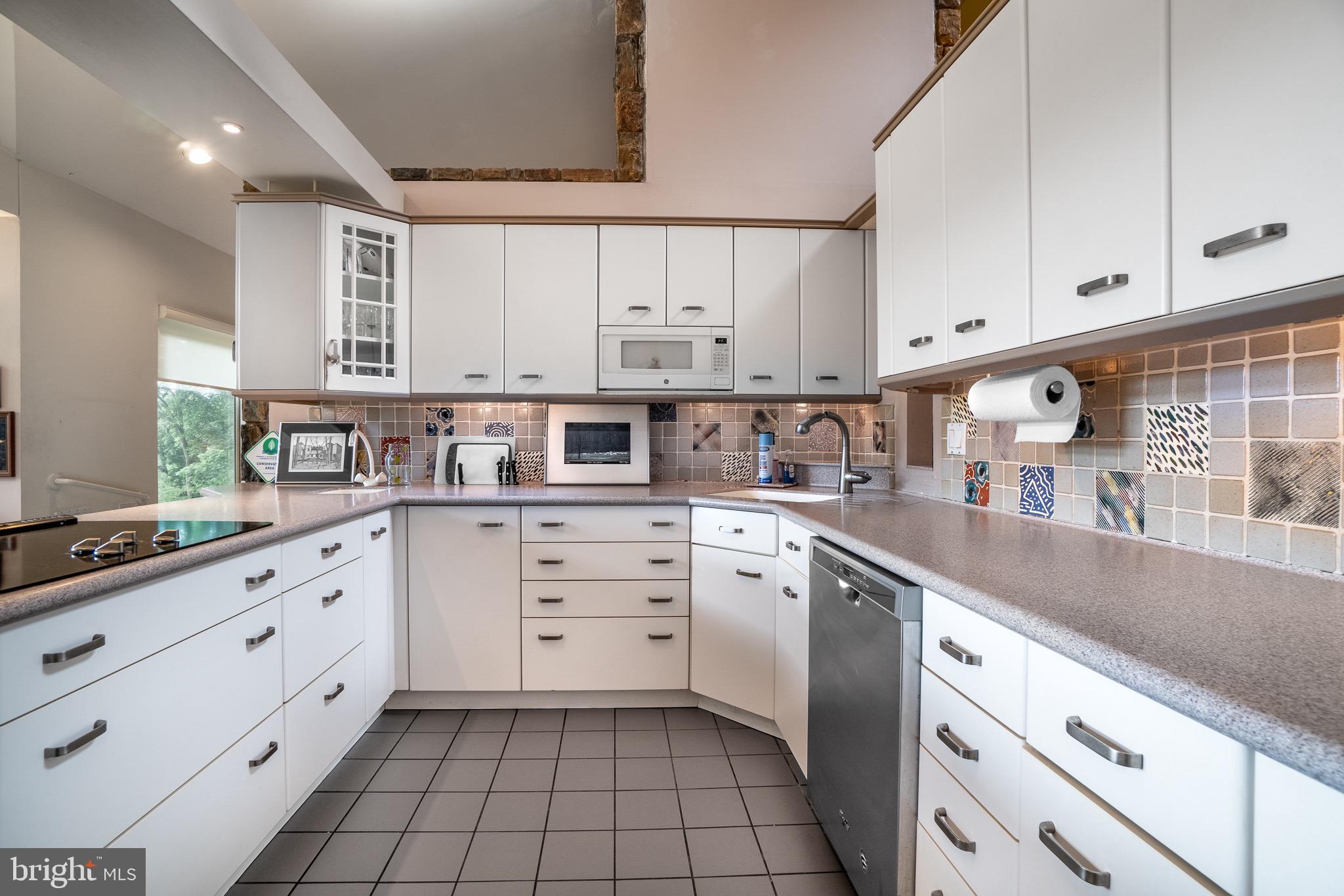 0000000000000000000 - Residential