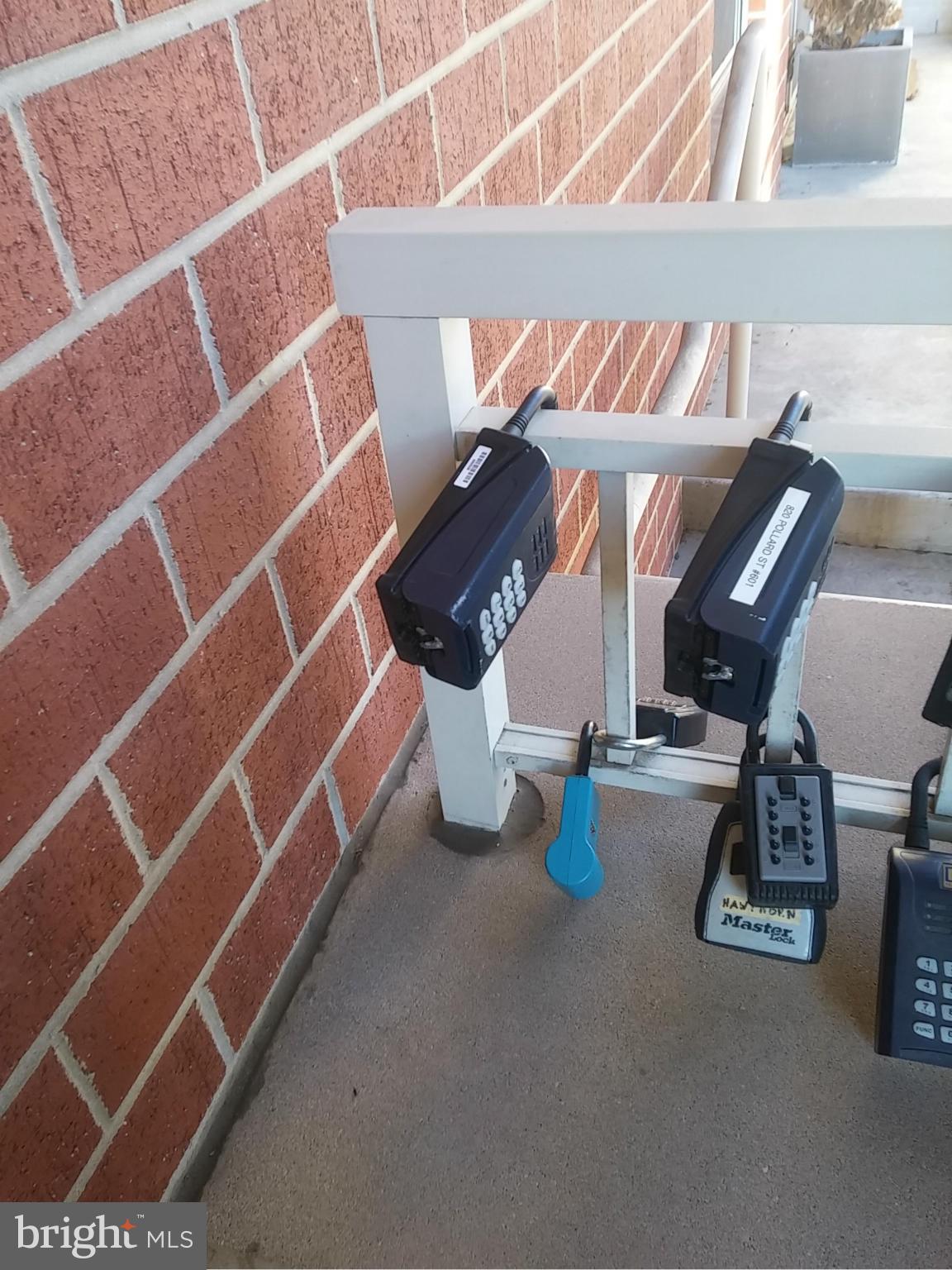 HAWTHORN - Residential Lease