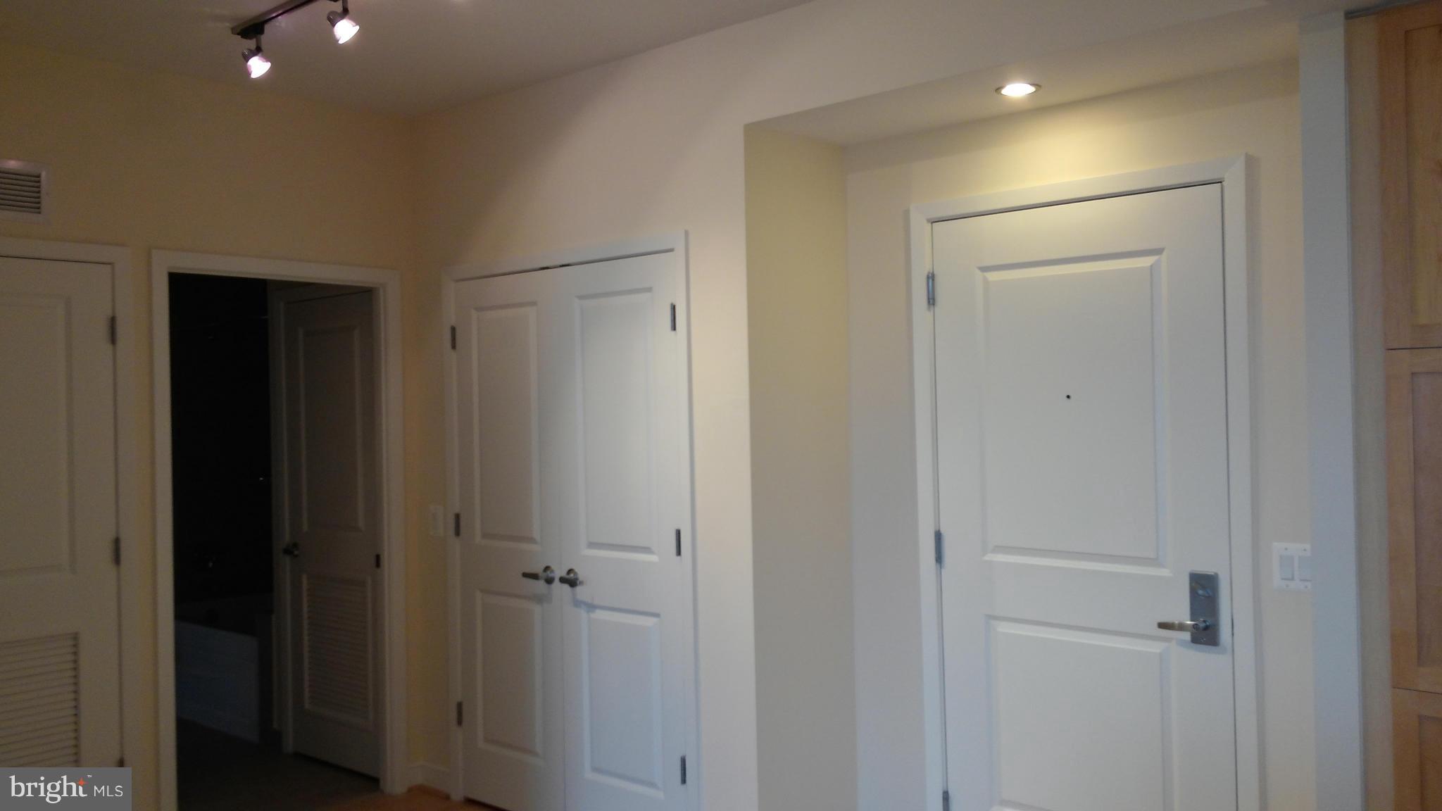 HAWTHORN - Residential Lease