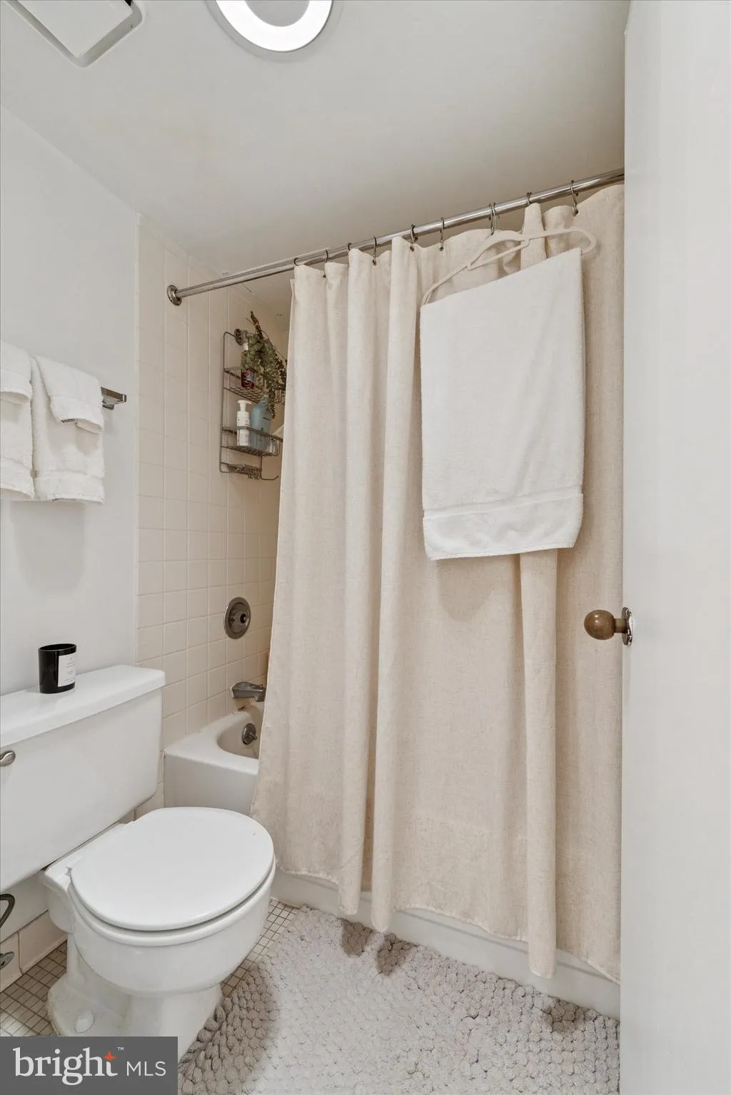 Philadelphia, Pennsylvania 19103, United States, ,1 BathroomBathrooms,Residential,Active,82535
