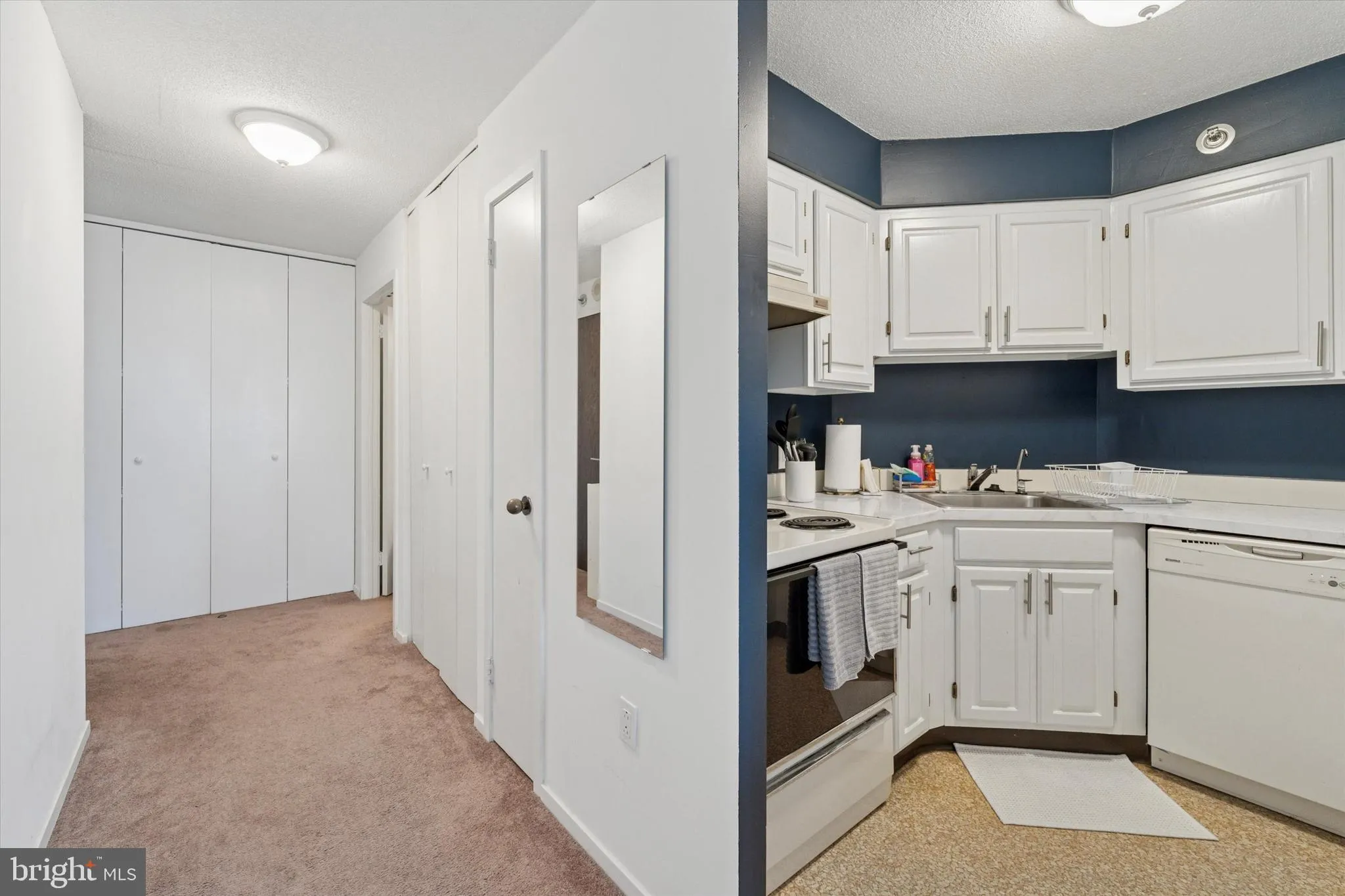 Philadelphia, Pennsylvania 19103, United States, ,1 BathroomBathrooms,Residential,Active,82535