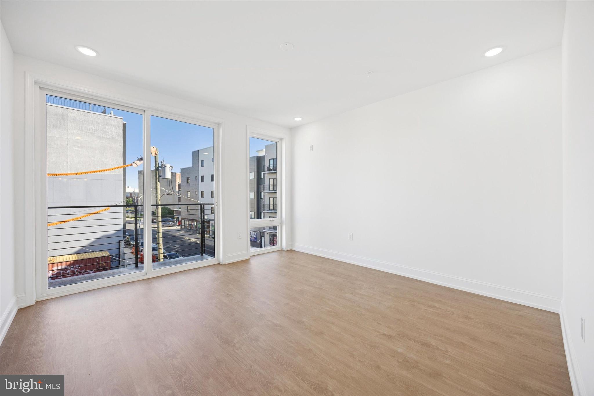 FRANCISVILLE - Residential Lease