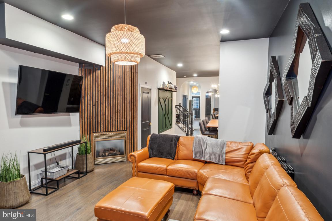 RESERVOIR HILL - Residential Lease