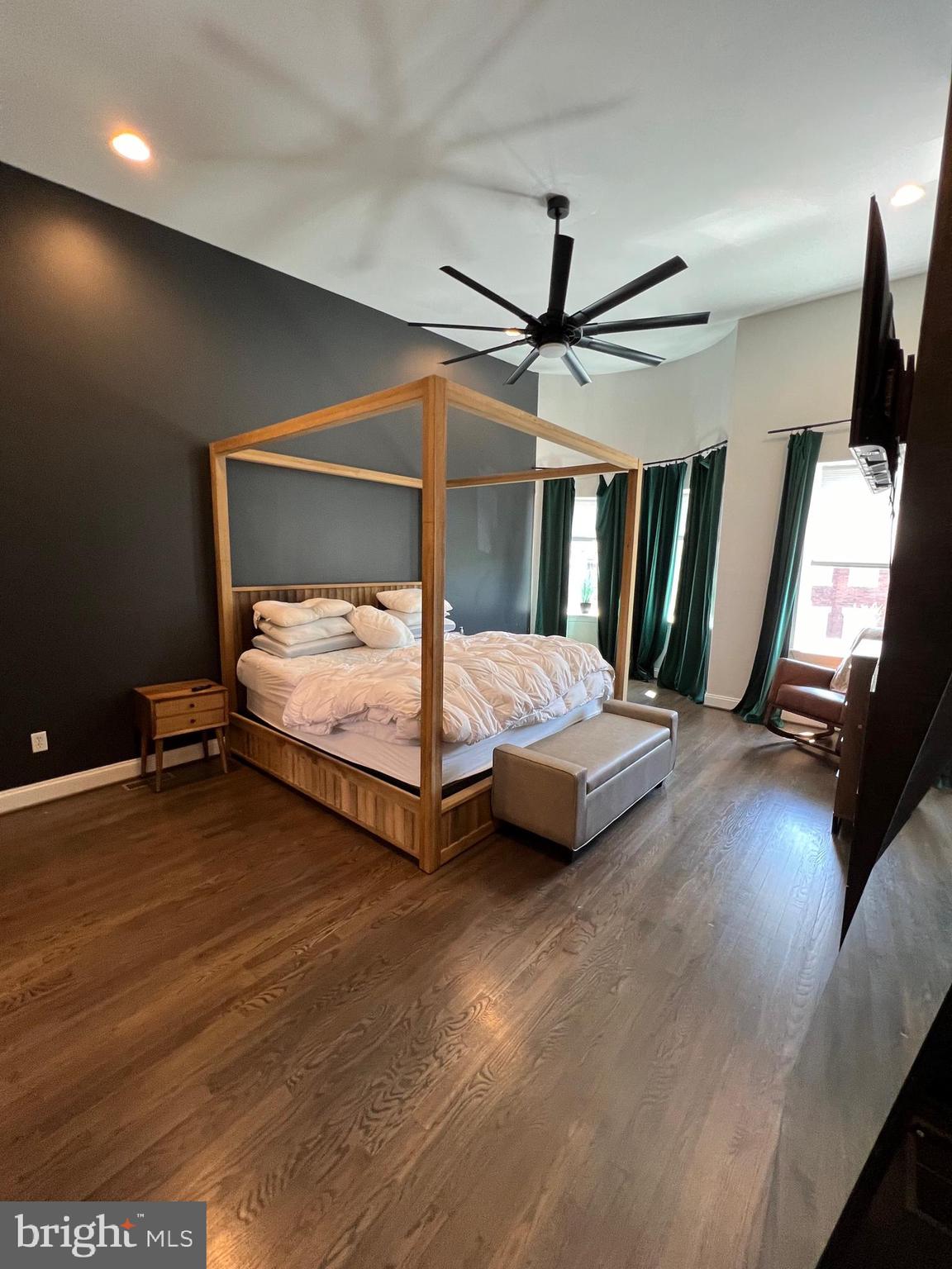 RESERVOIR HILL - Residential Lease