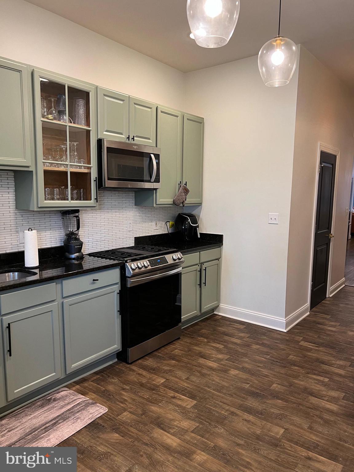 RESERVOIR HILL - Residential Lease