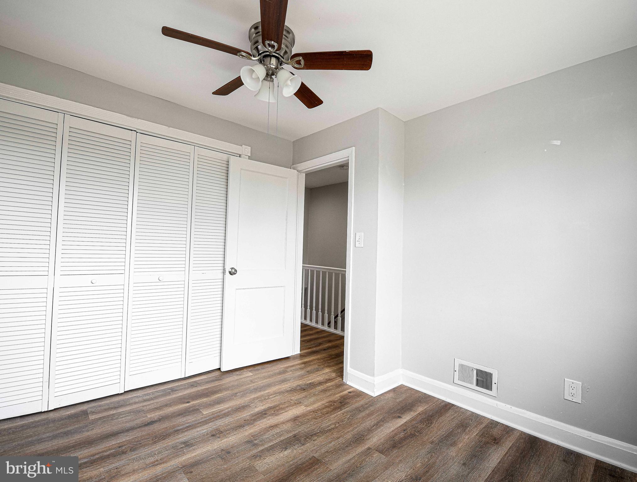 MIDDLE RIVER - Residential