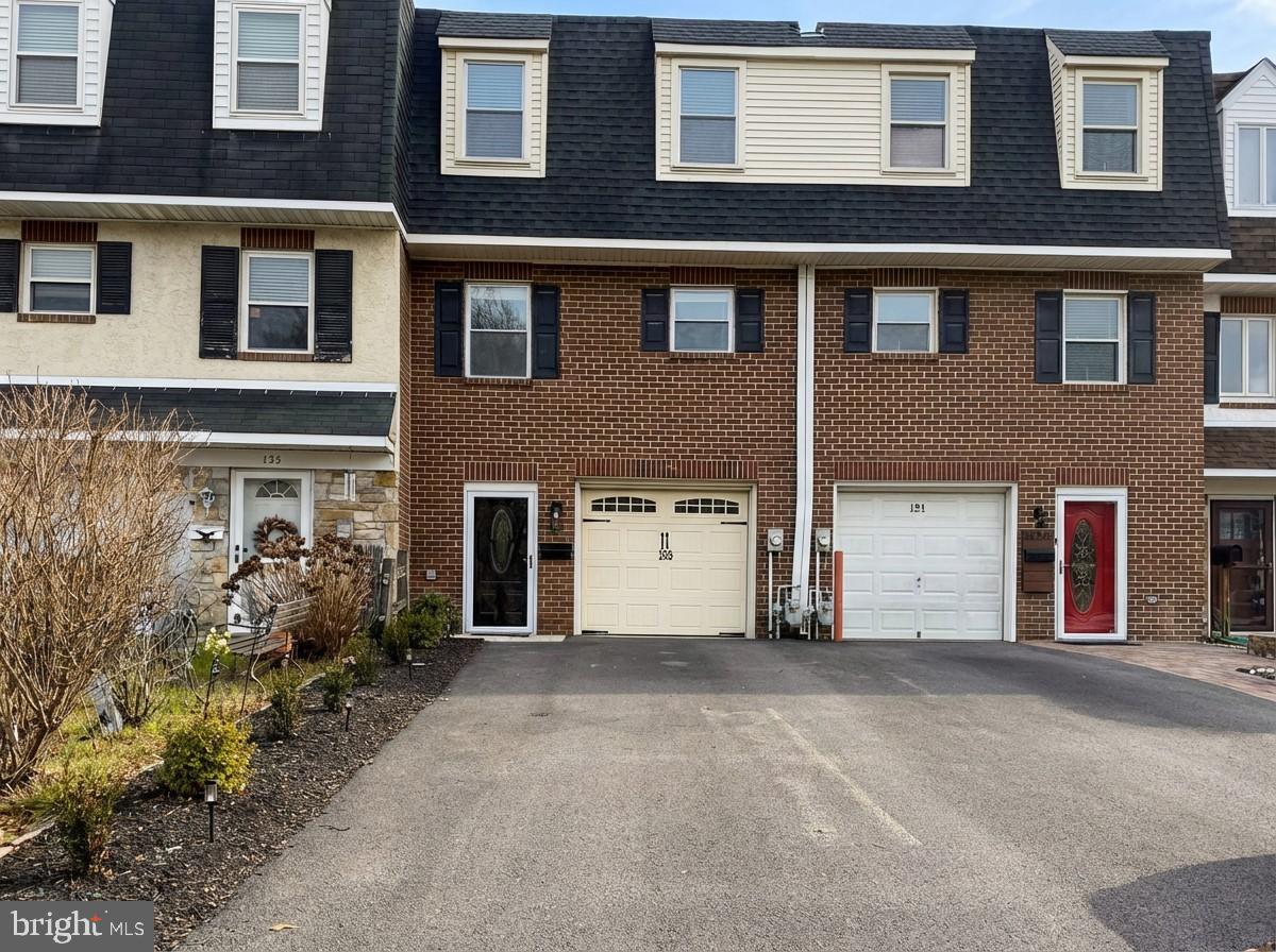 CONSHOHOCKEN - Residential