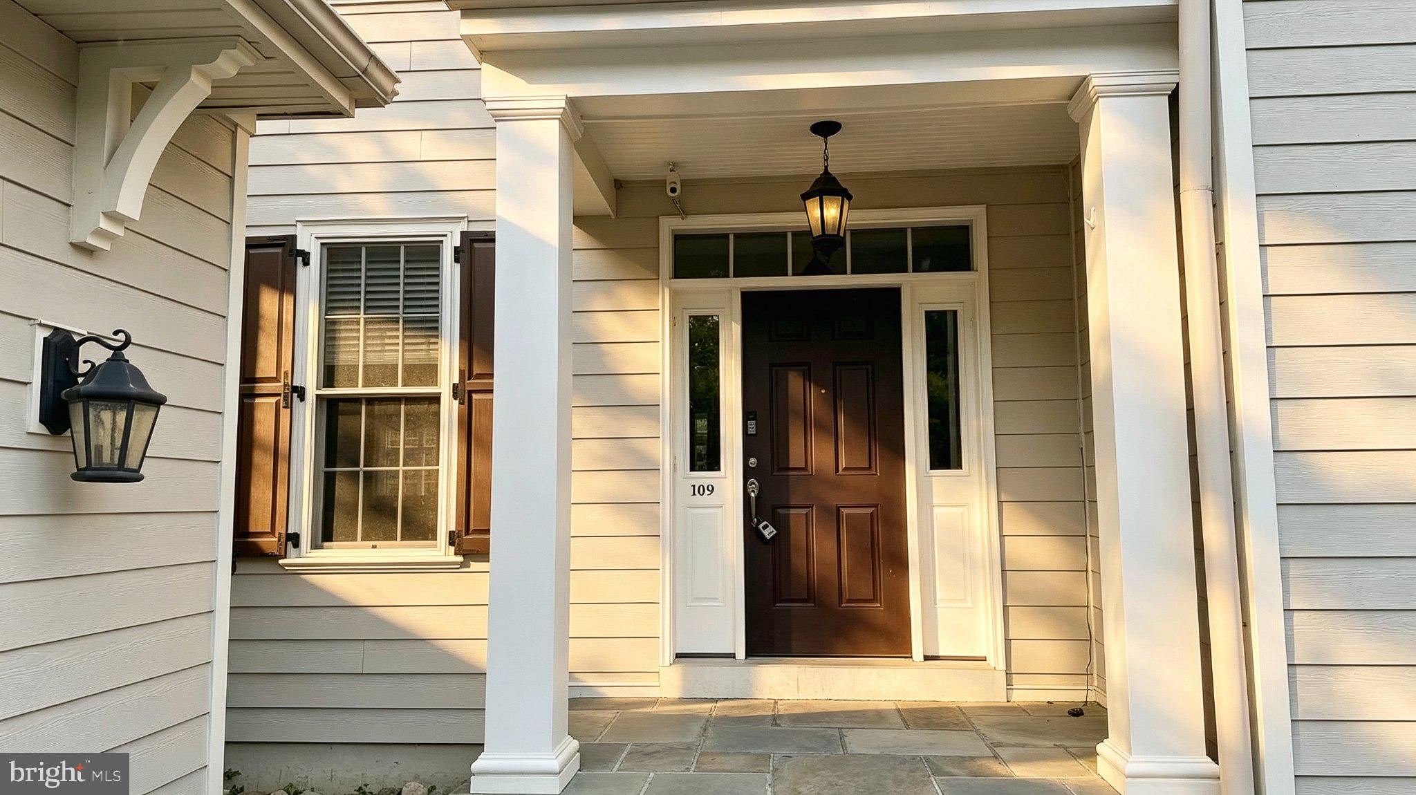 109 BRAEBANK LANE