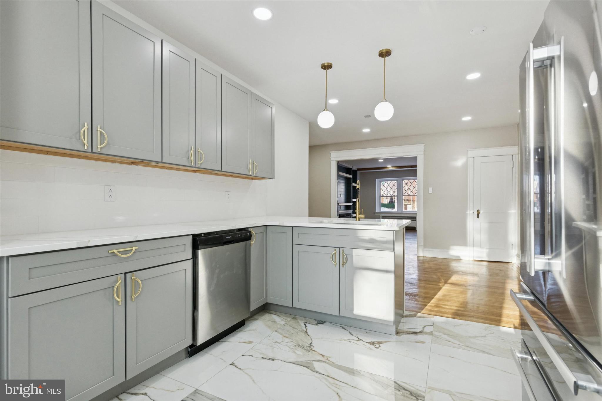 WEST OAK LANE - Residential