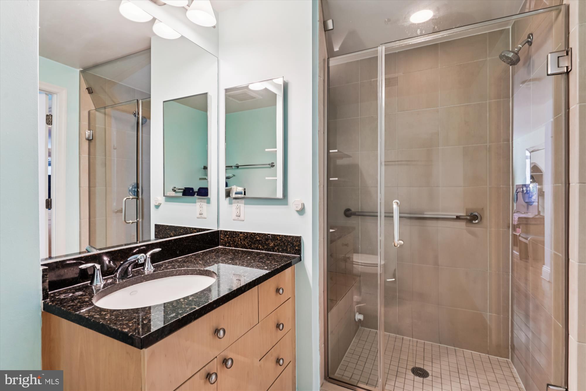 MIDTOWN AT RESTON TOWN CENTER - Residential