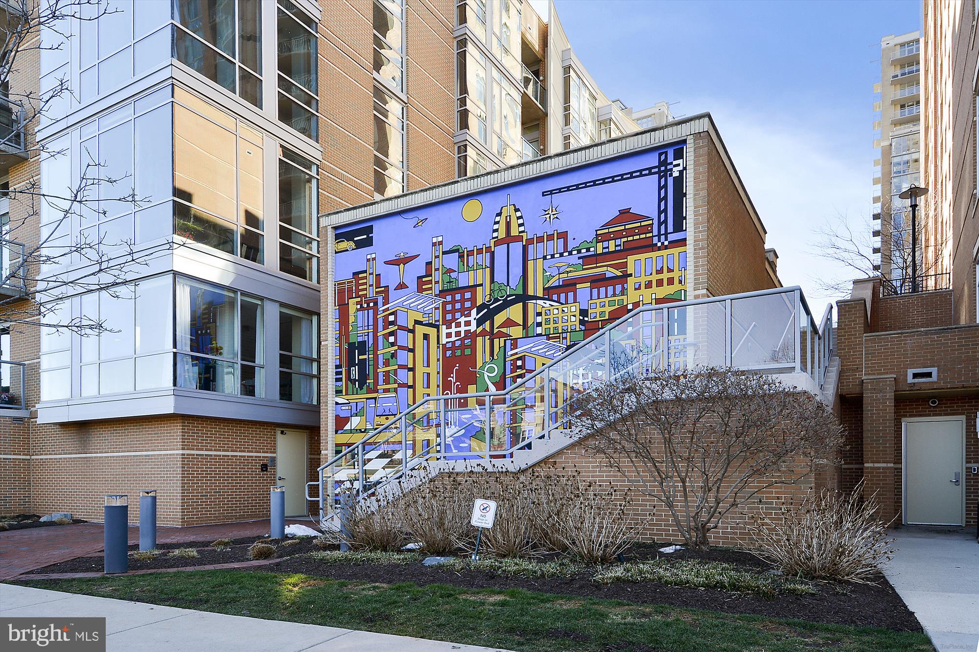 MIDTOWN AT RESTON TOWN CENTER - Residential