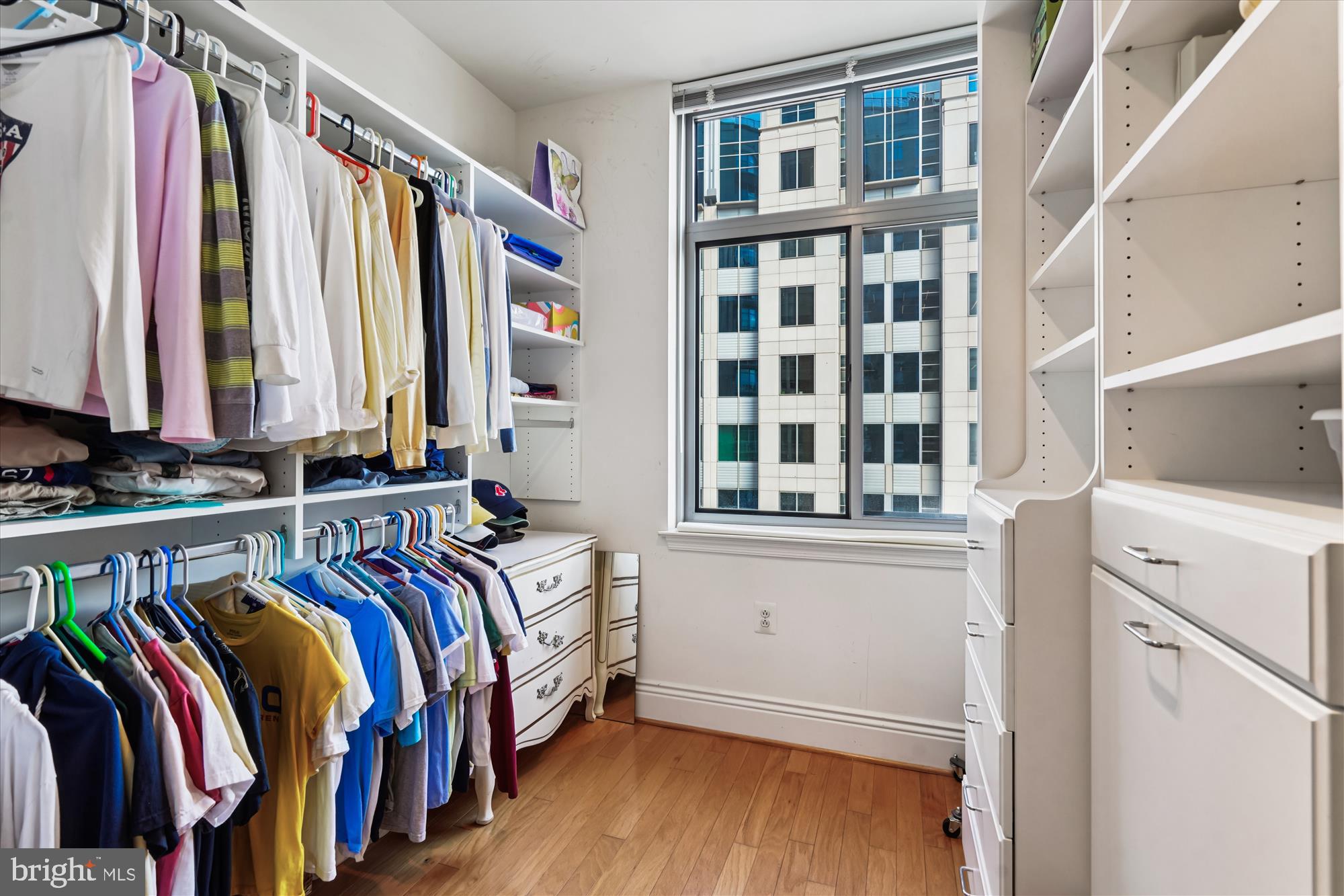 MIDTOWN AT RESTON TOWN CENTER - Residential