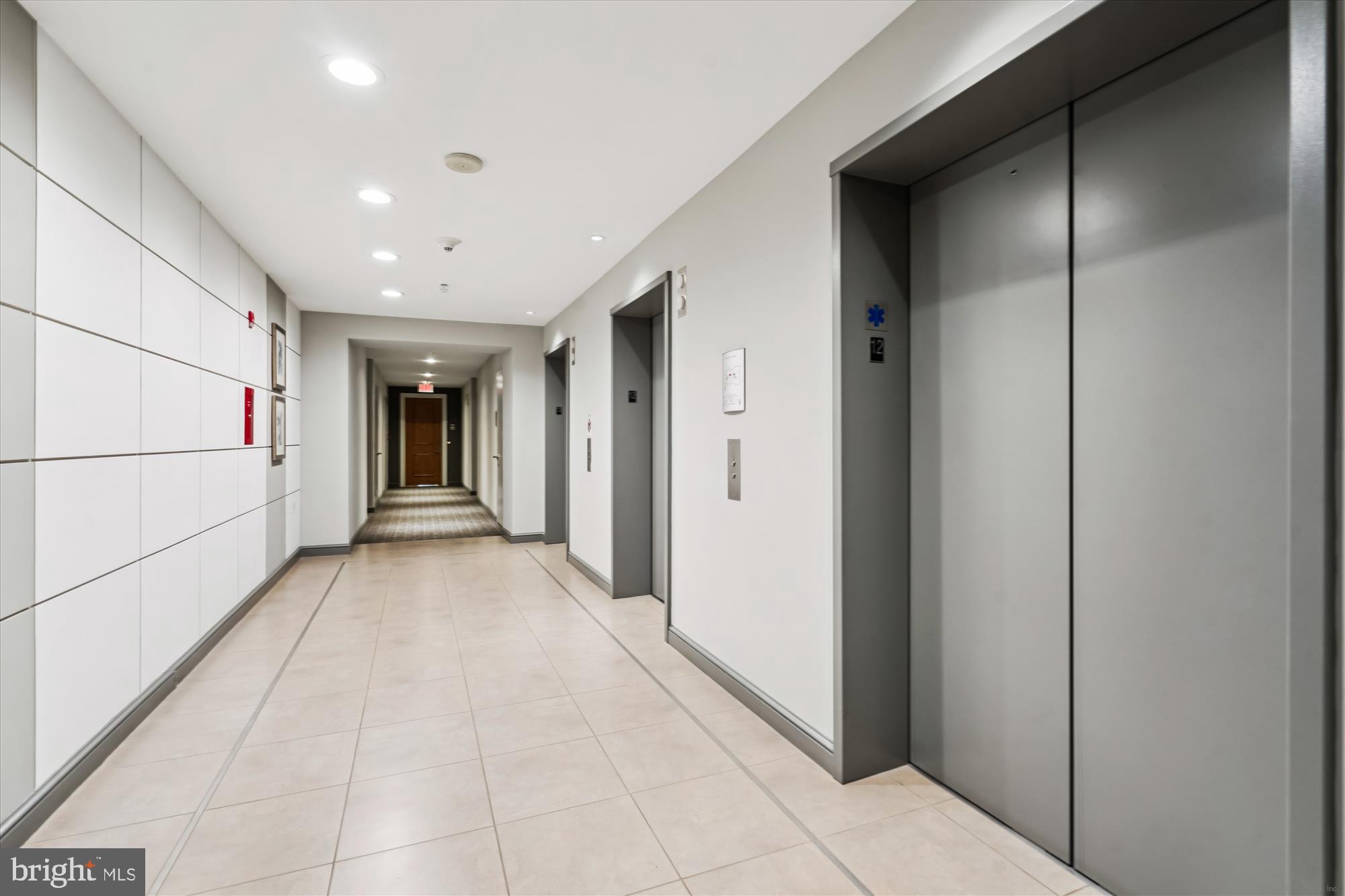 MIDTOWN AT RESTON TOWN CENTER - Residential