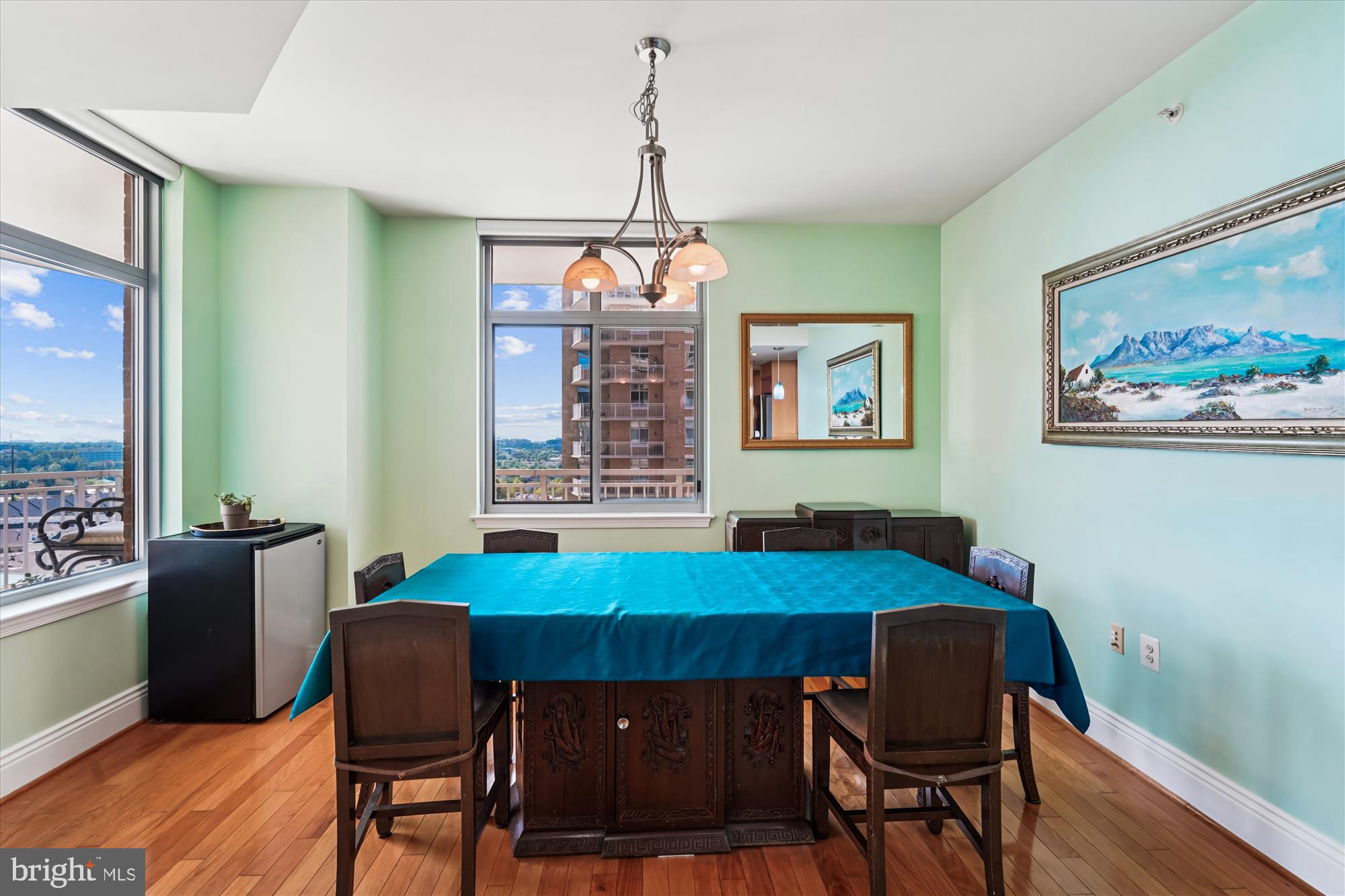 MIDTOWN AT RESTON TOWN CENTER - Residential