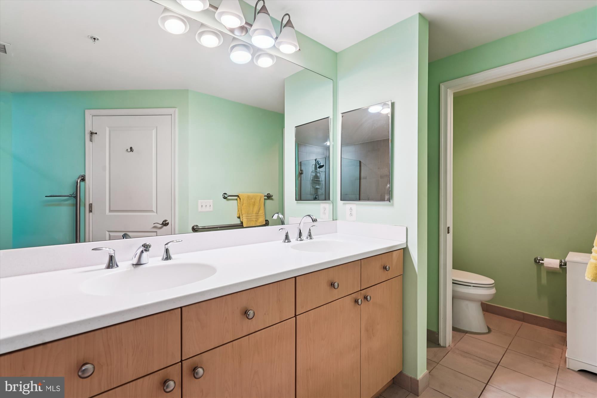 MIDTOWN AT RESTON TOWN CENTER - Residential