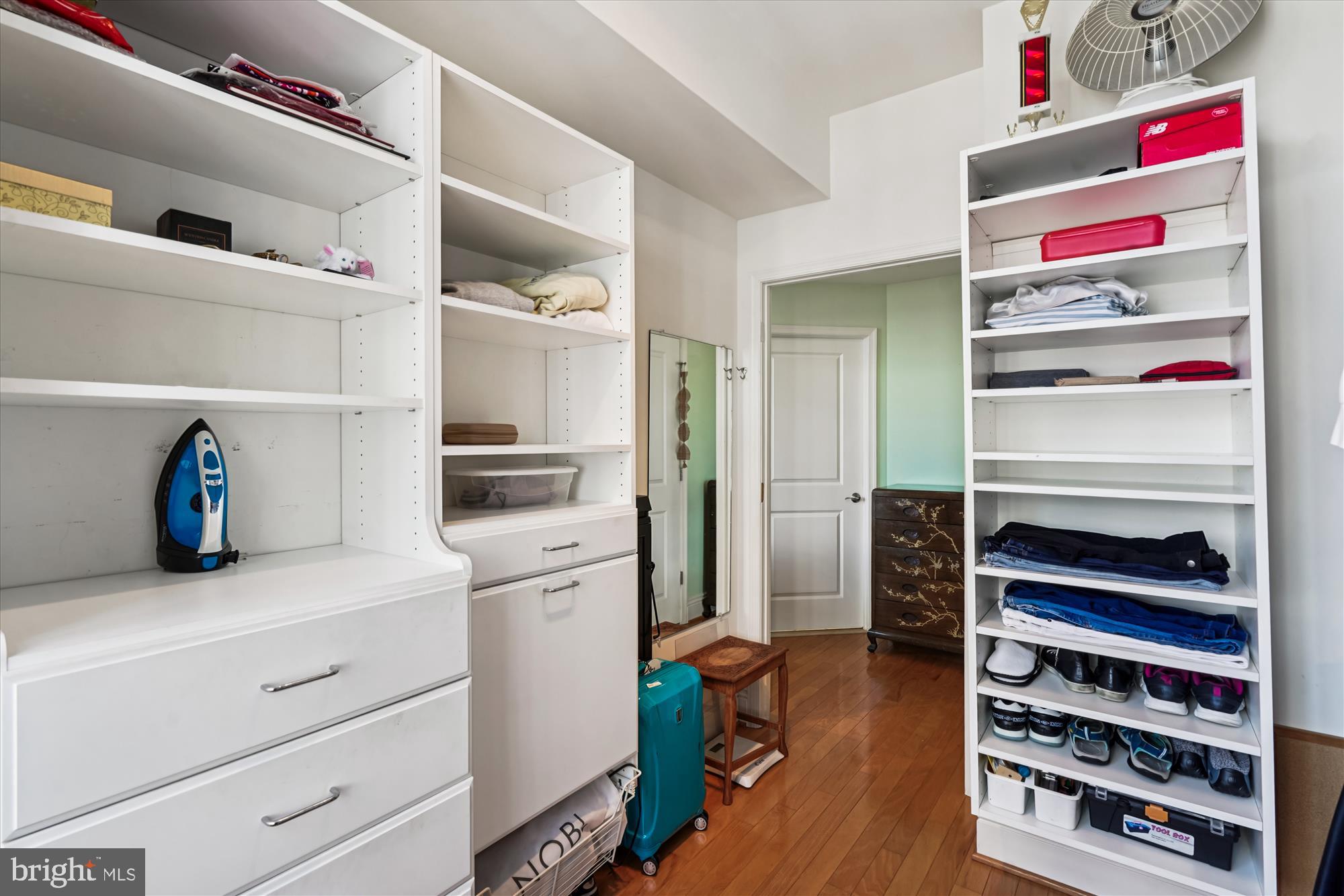 MIDTOWN AT RESTON TOWN CENTER - Residential