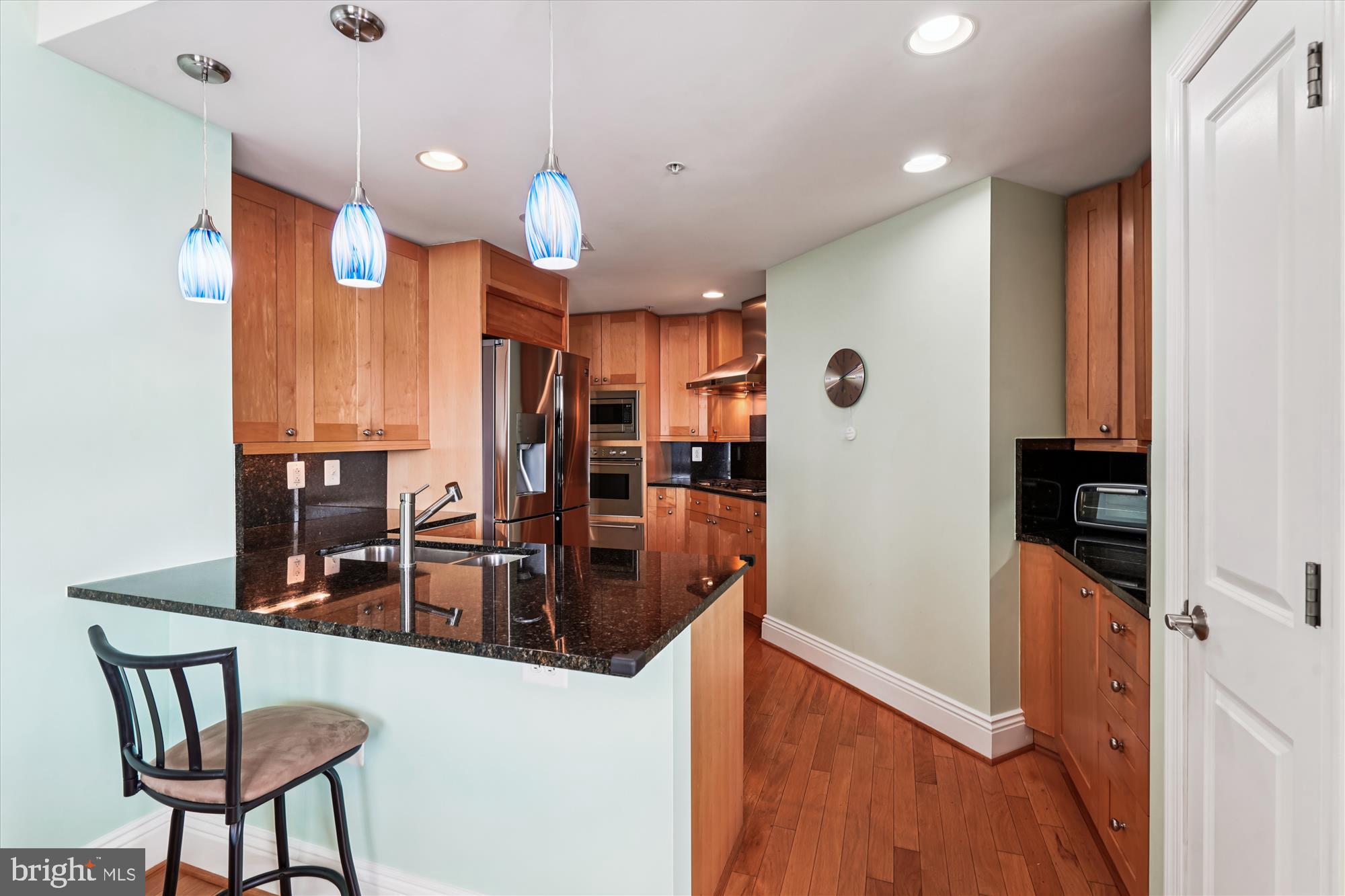 MIDTOWN AT RESTON TOWN CENTER - Residential