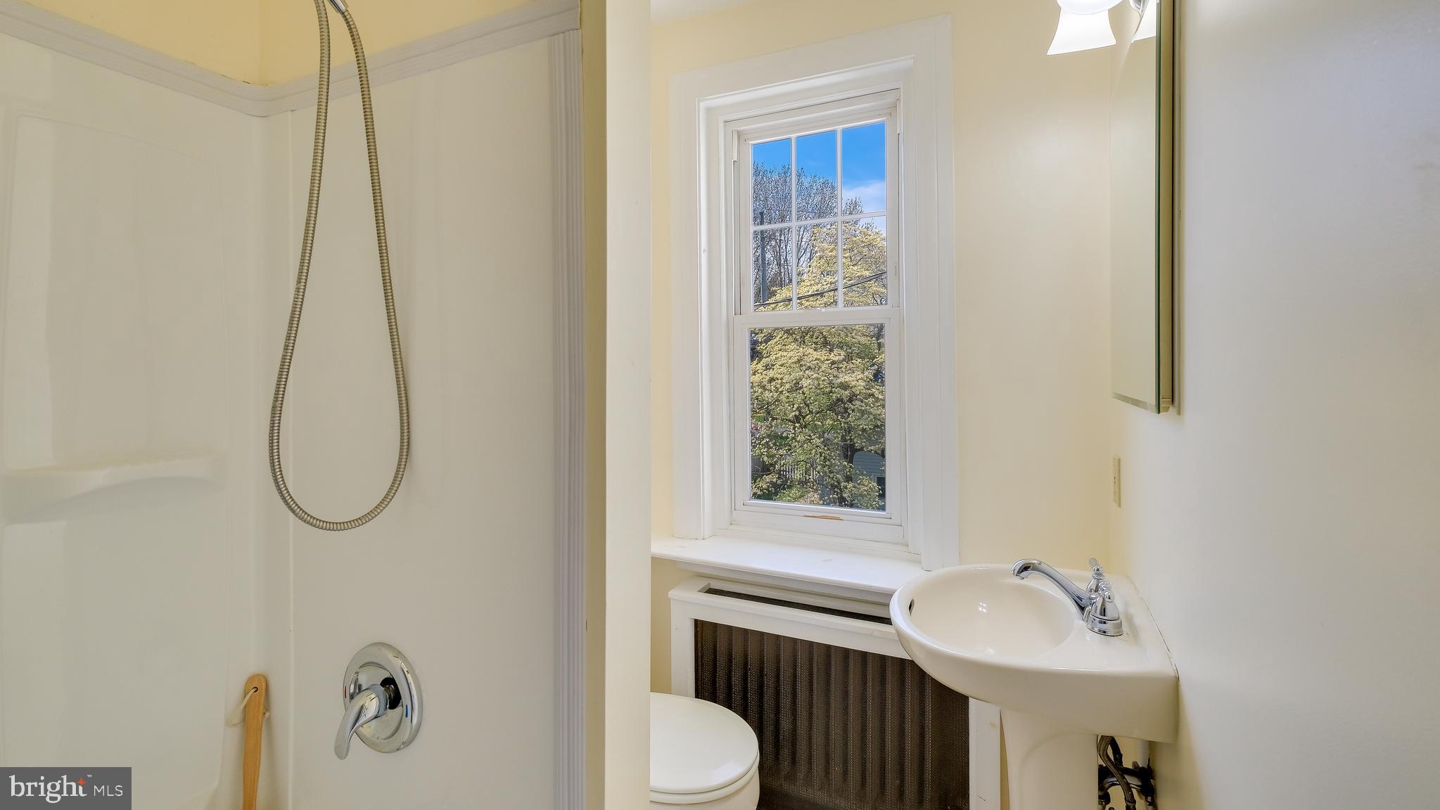 CONSHOHOCKEN - Residential