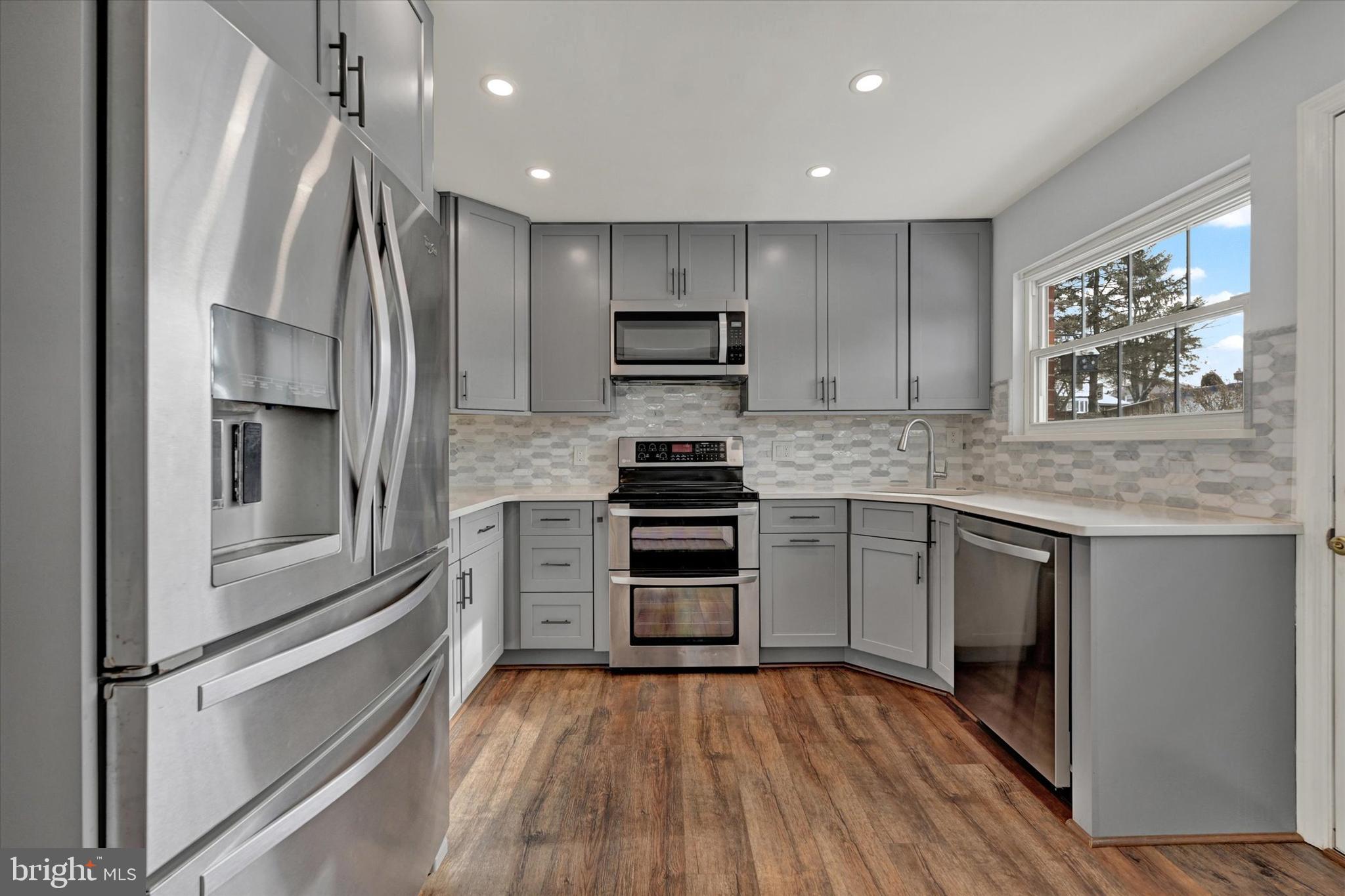 SHAMROCK - Residential