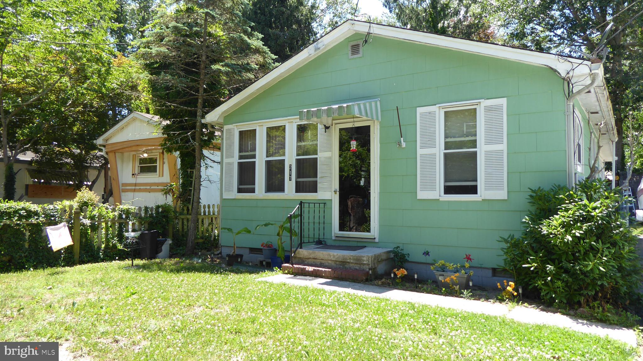 217 ROBIN ROAD