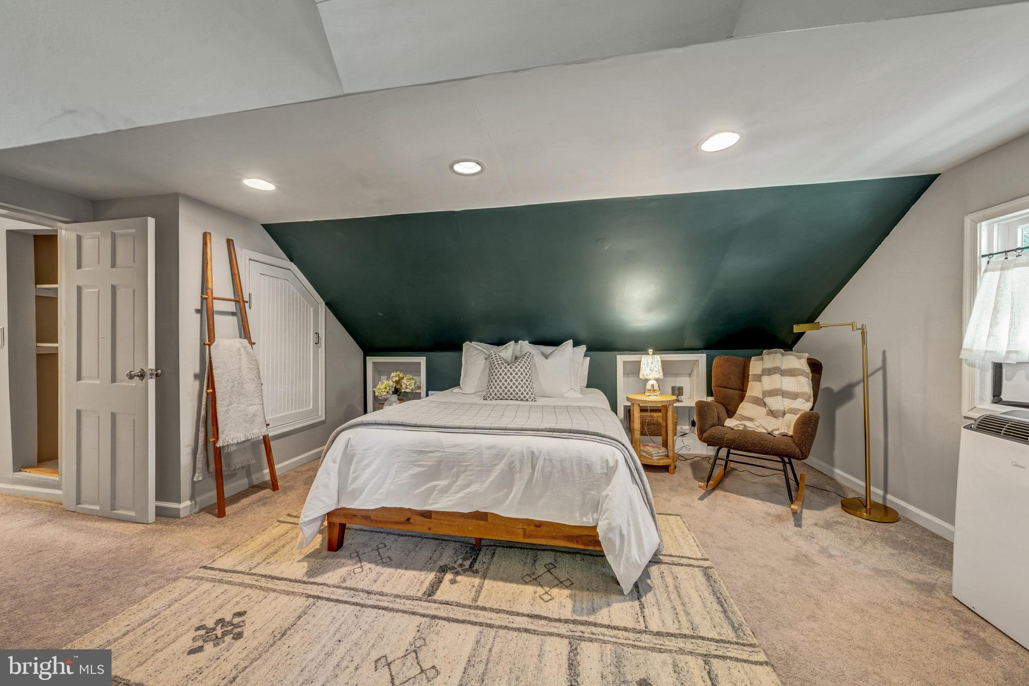 BEL AIR - Residential