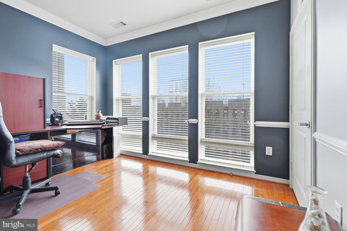 SILVER SPRING - Residential