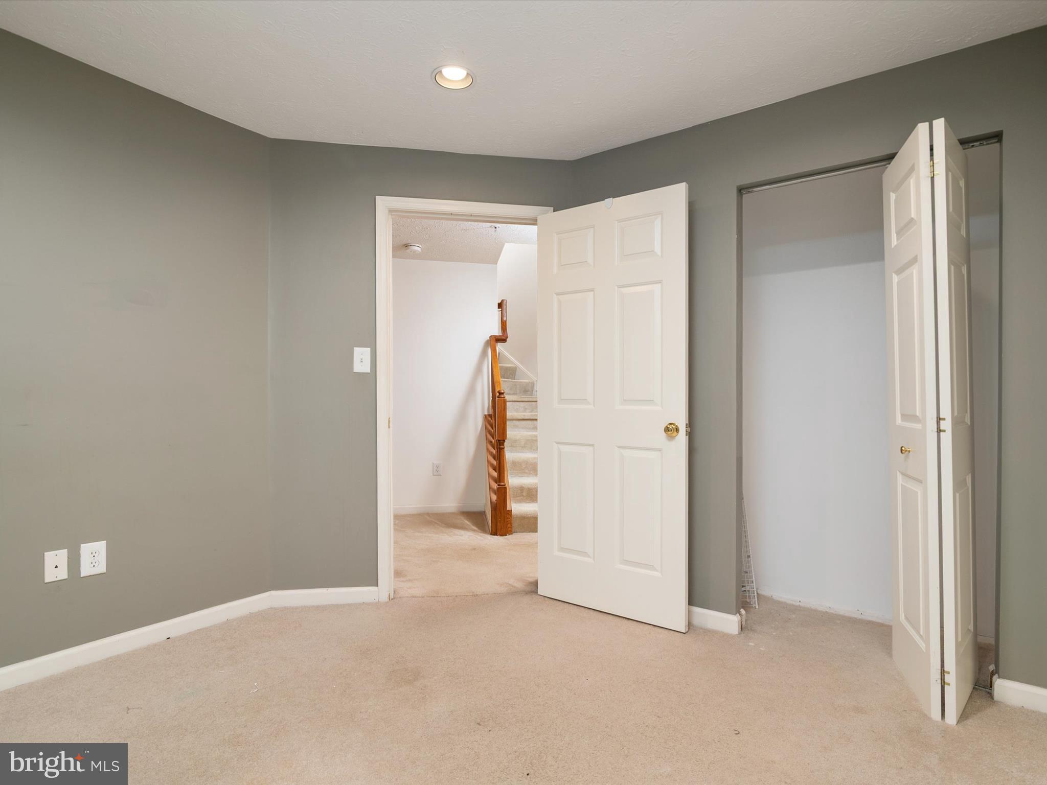 SETTLERS VIEW - Residential