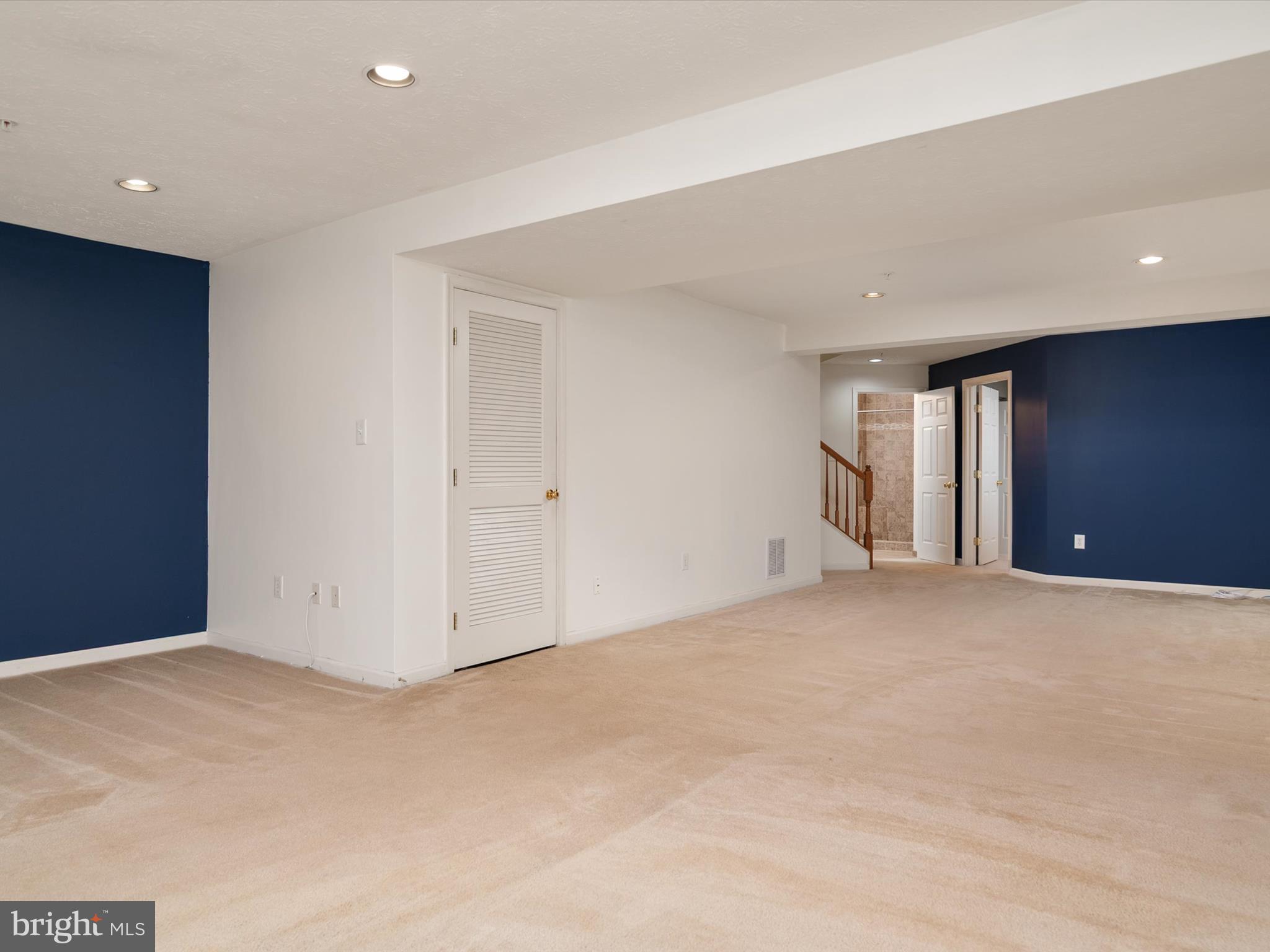 SETTLERS VIEW - Residential