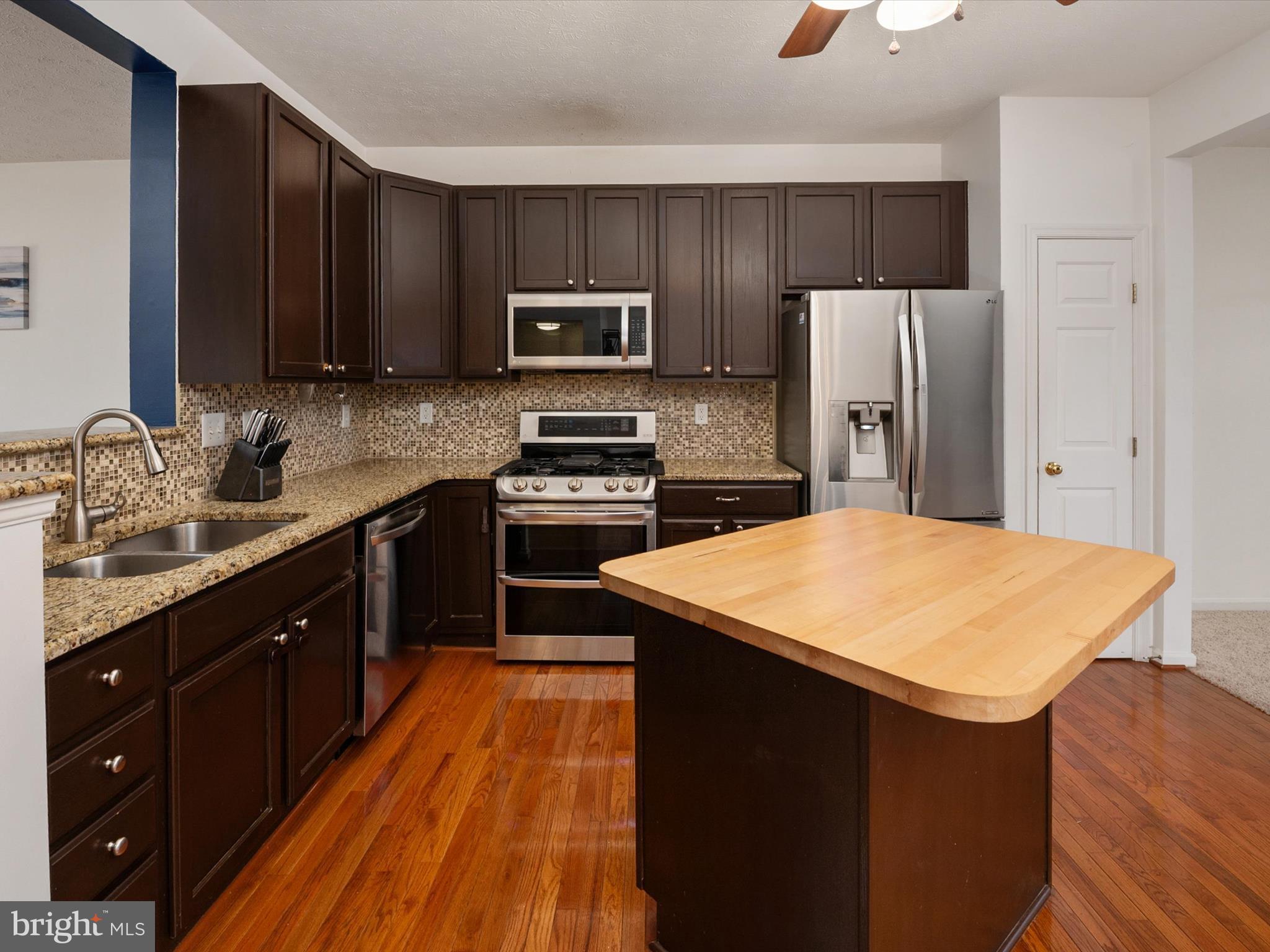 SETTLERS VIEW - Residential