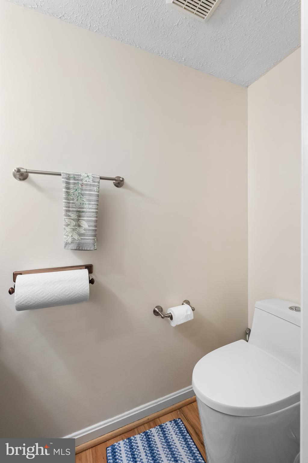 LANCASTER - Residential Lease