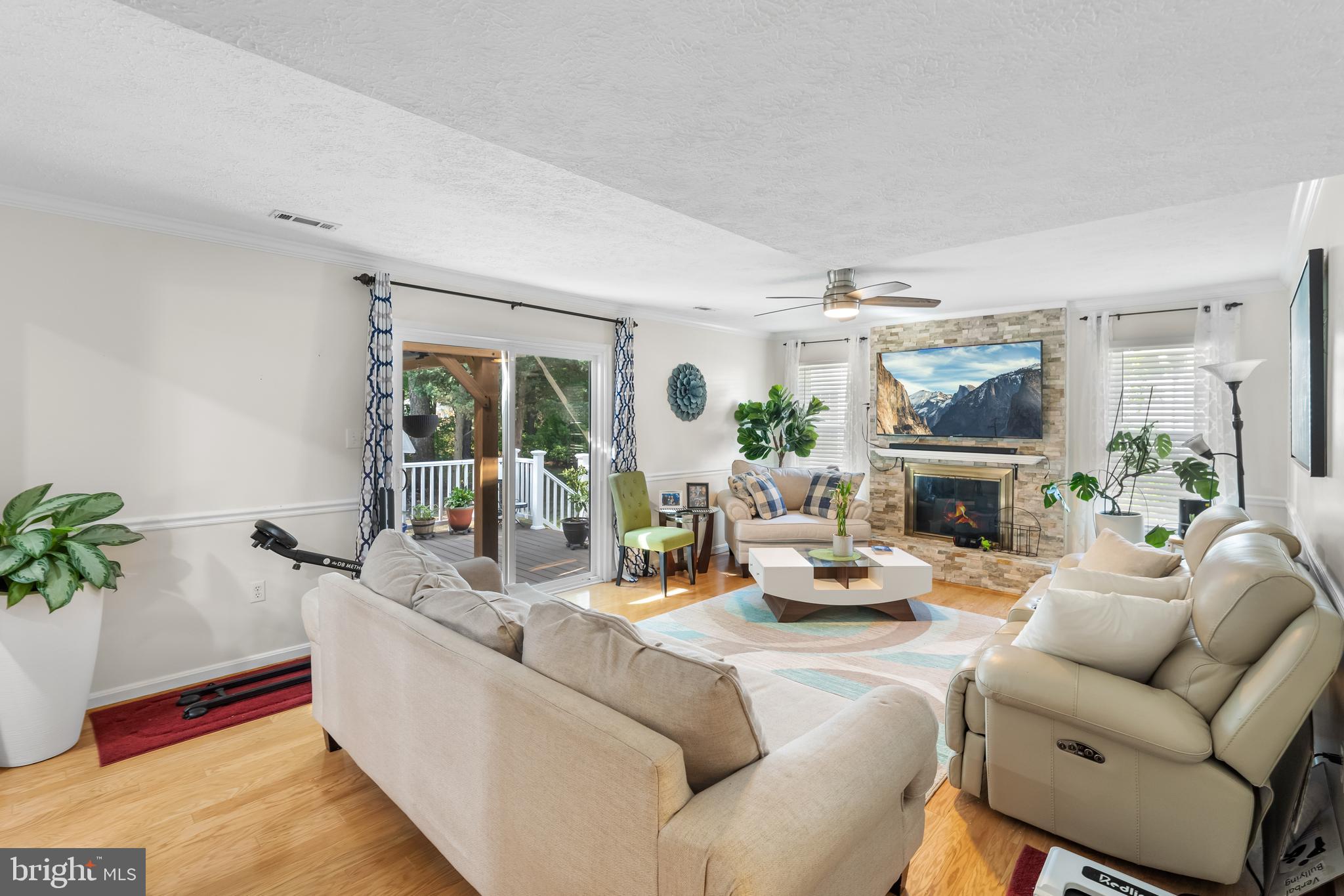 LANCASTER - Residential Lease