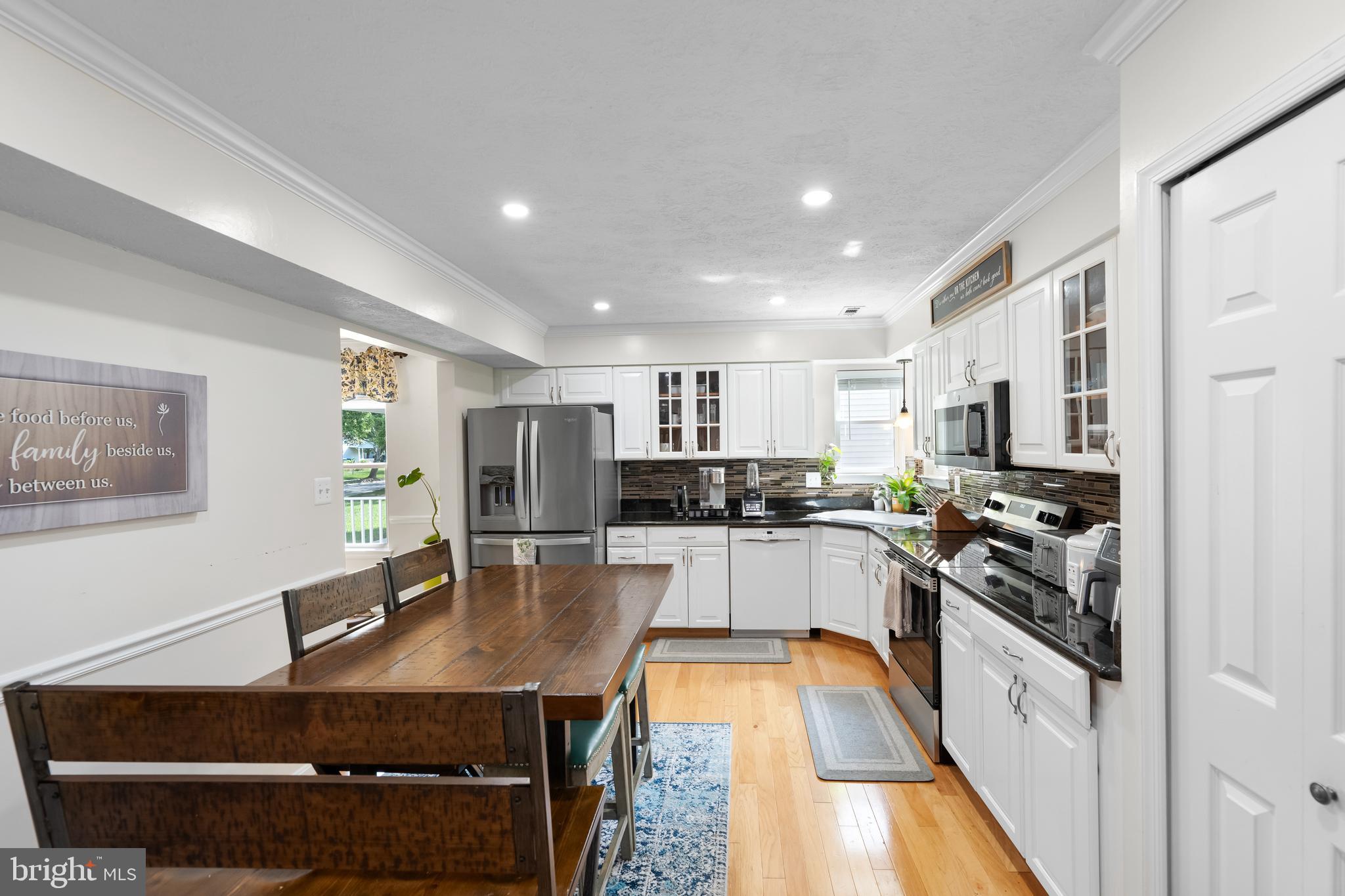 LANCASTER - Residential Lease