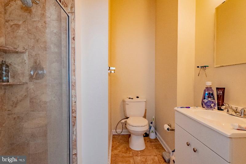 UNIVERSITY CITY - Residential Lease