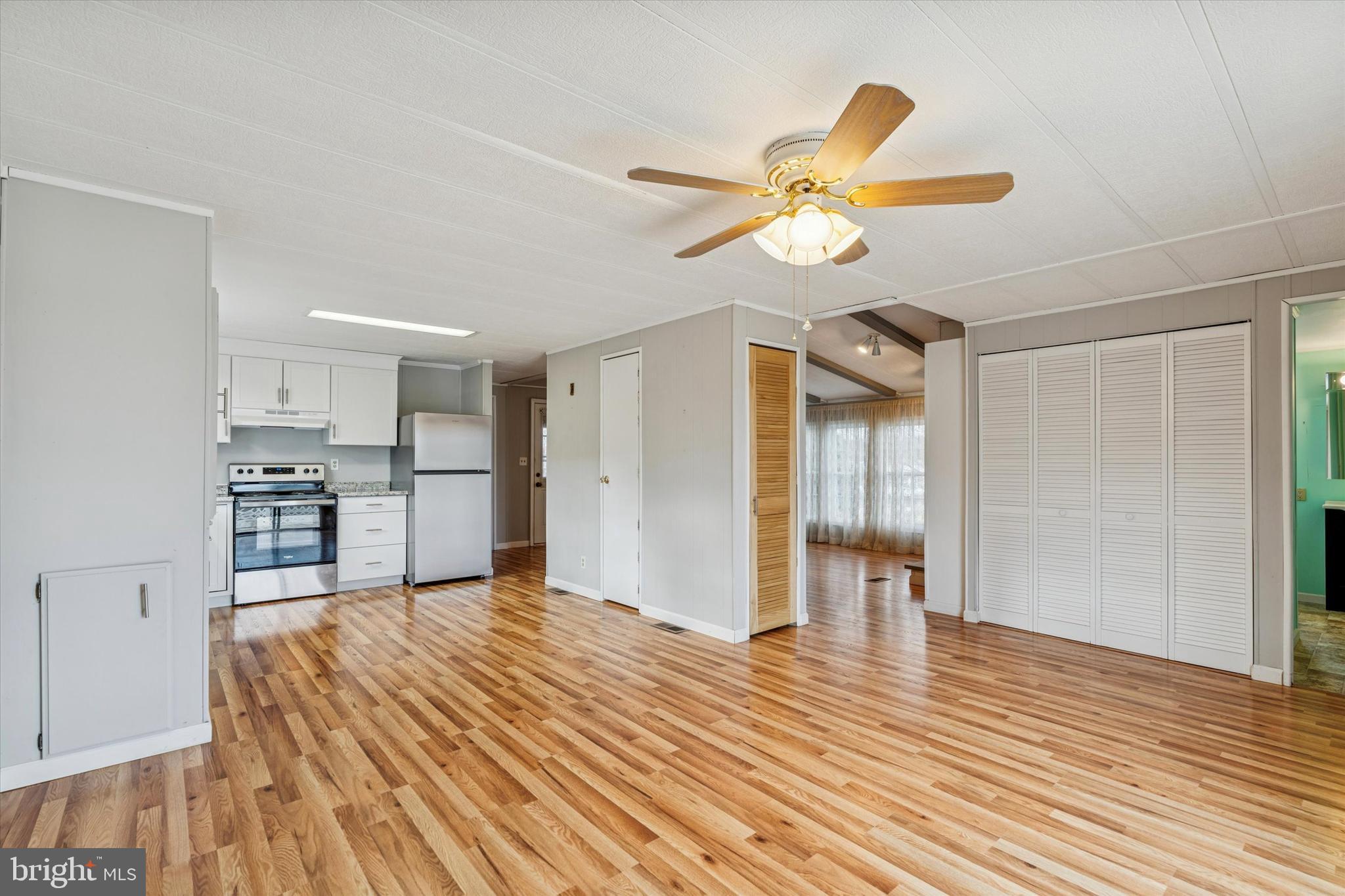 NESHAMINY FALLS - Residential